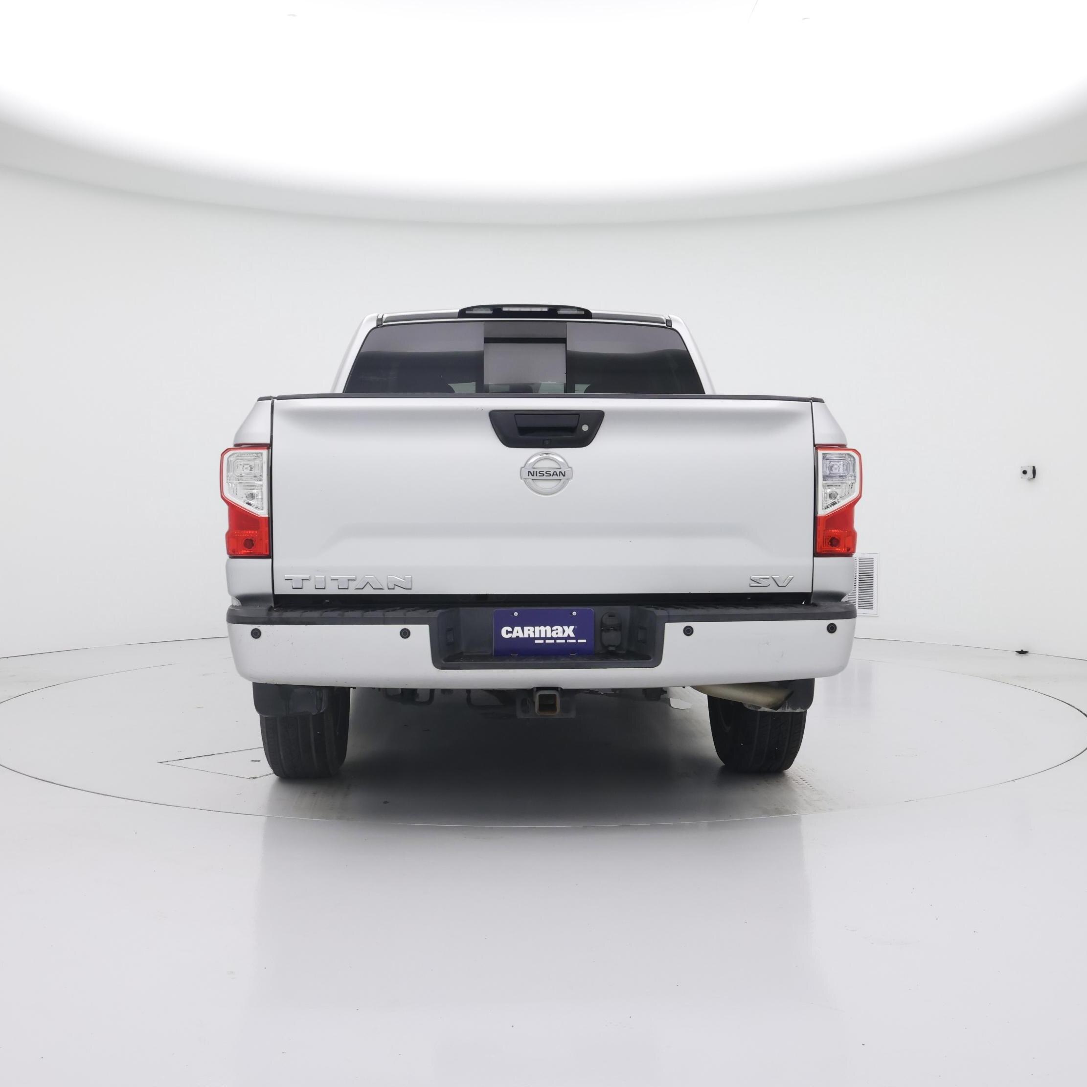 Thumbnail: 2017 Nissan Titan - 6