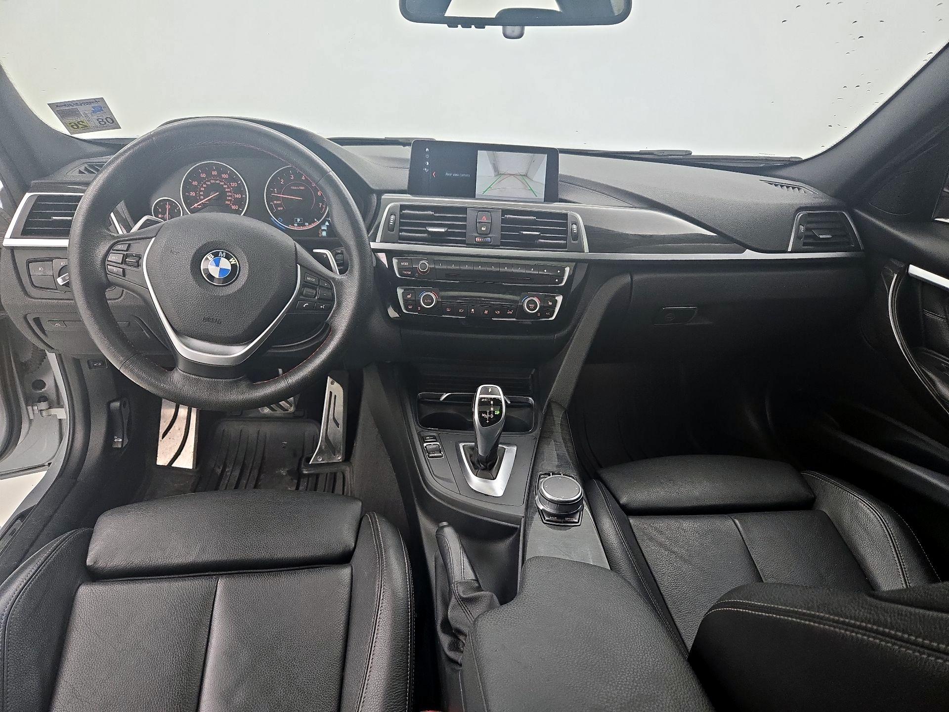 Thumbnail: 2018 BMW 3 Series - 9