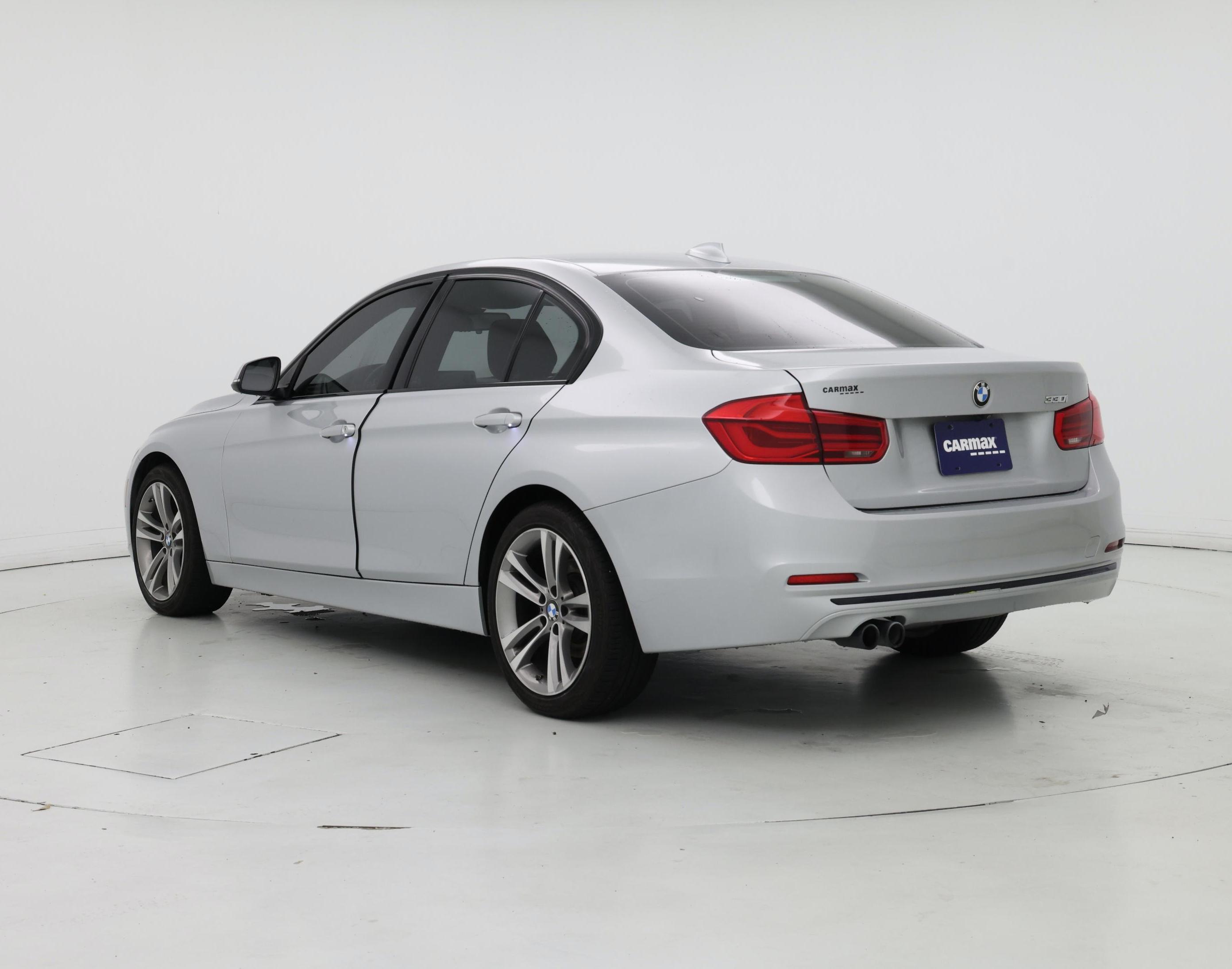 Thumbnail: 2018 BMW 3 Series - 2
