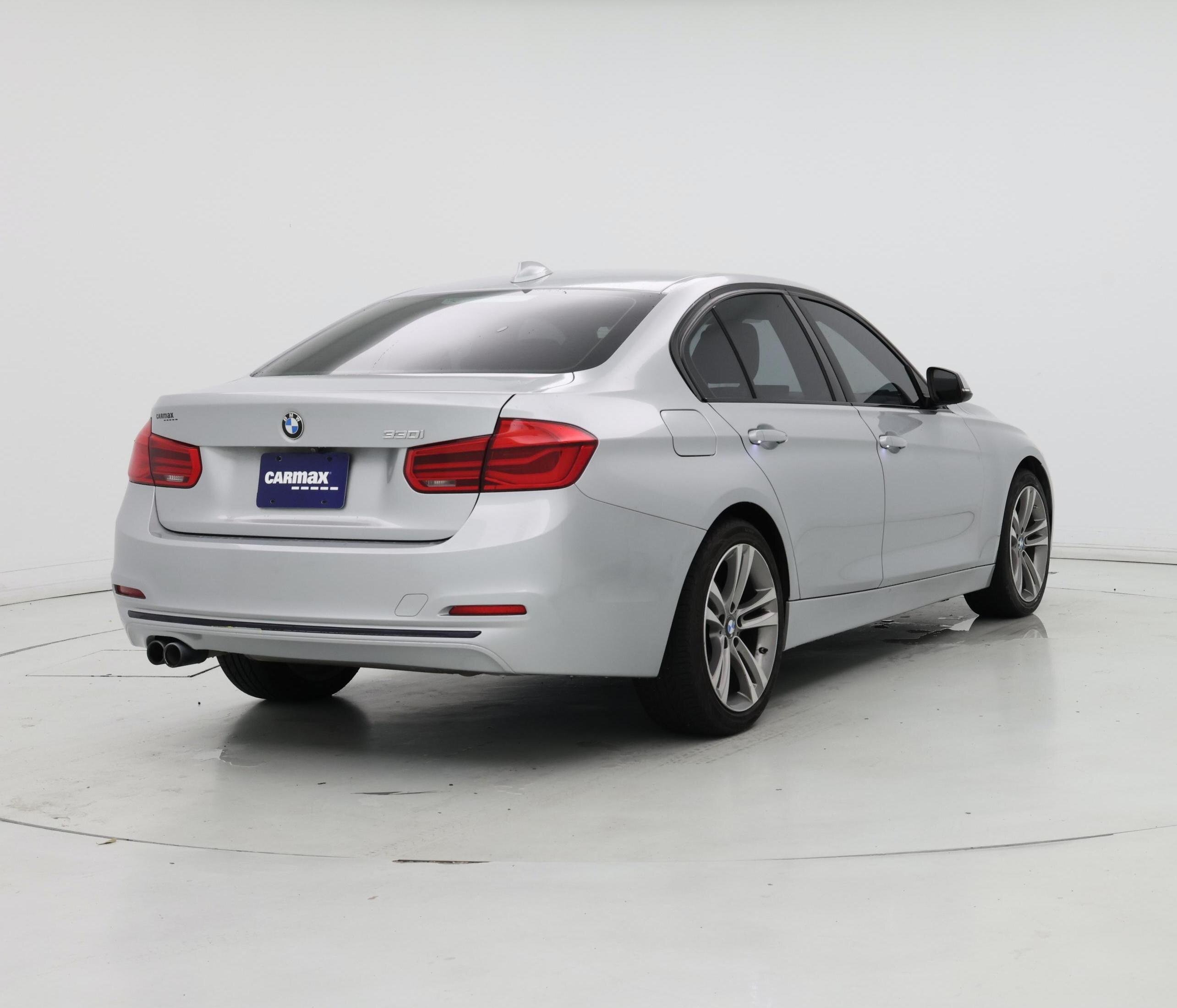 Thumbnail: 2018 BMW 3 Series - 8