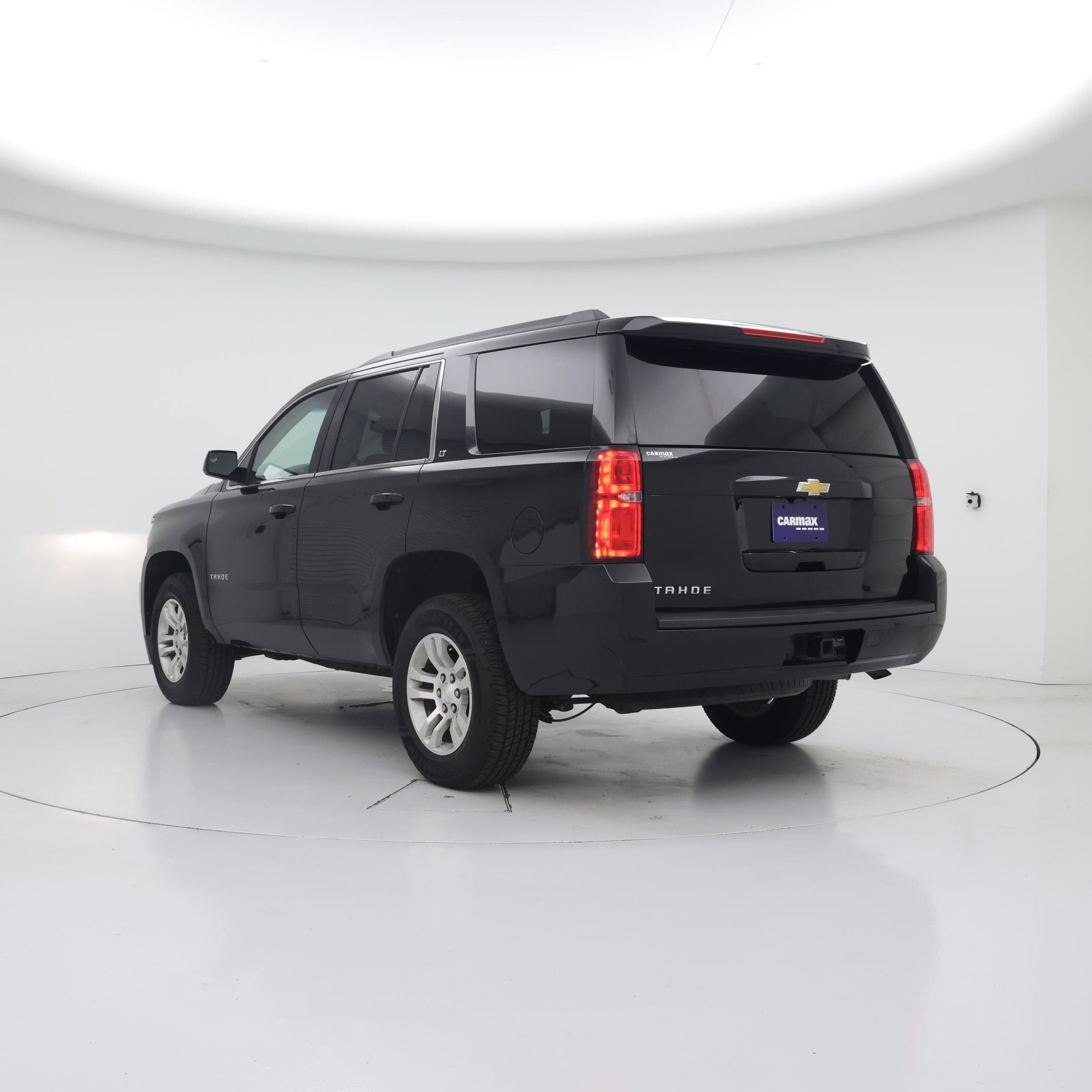Thumbnail: 2017 Chevrolet Tahoe - 2