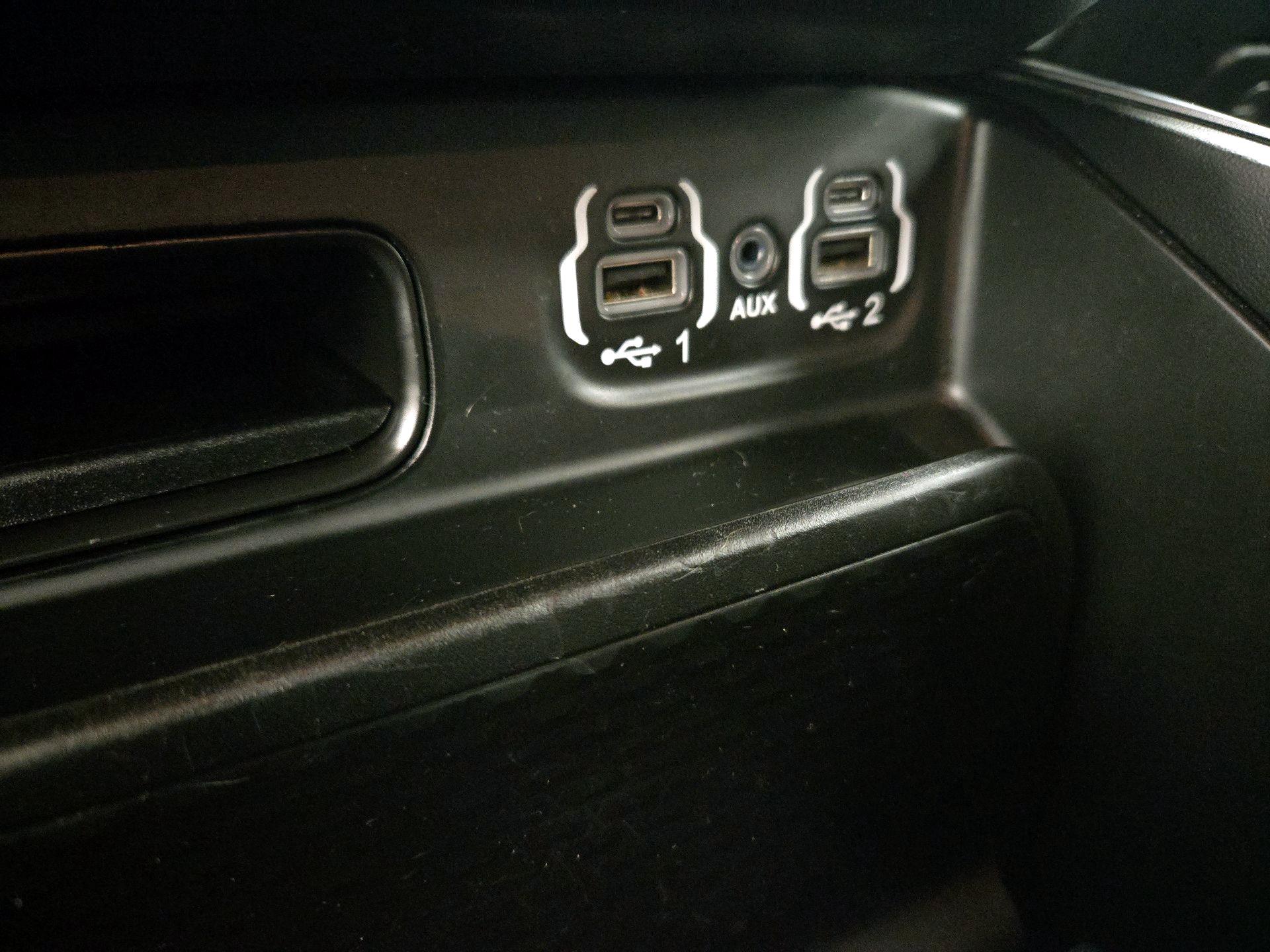 Thumbnail: 2021 RAM 1500 - 18