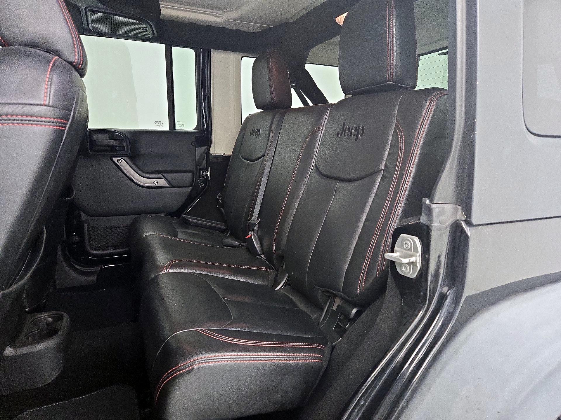 Thumbnail: 2018 Jeep Wrangler - 18