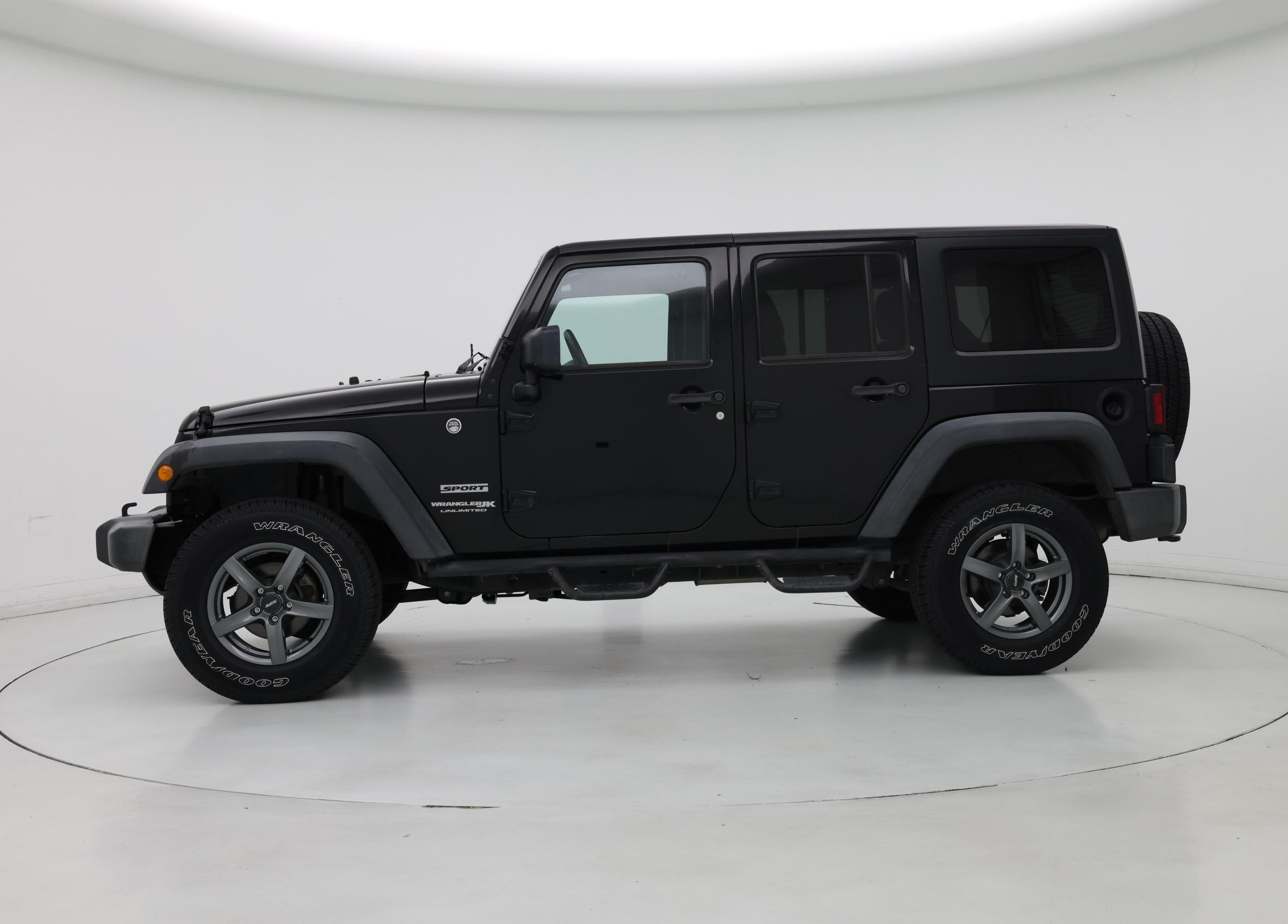 Thumbnail: 2018 Jeep Wrangler - 3