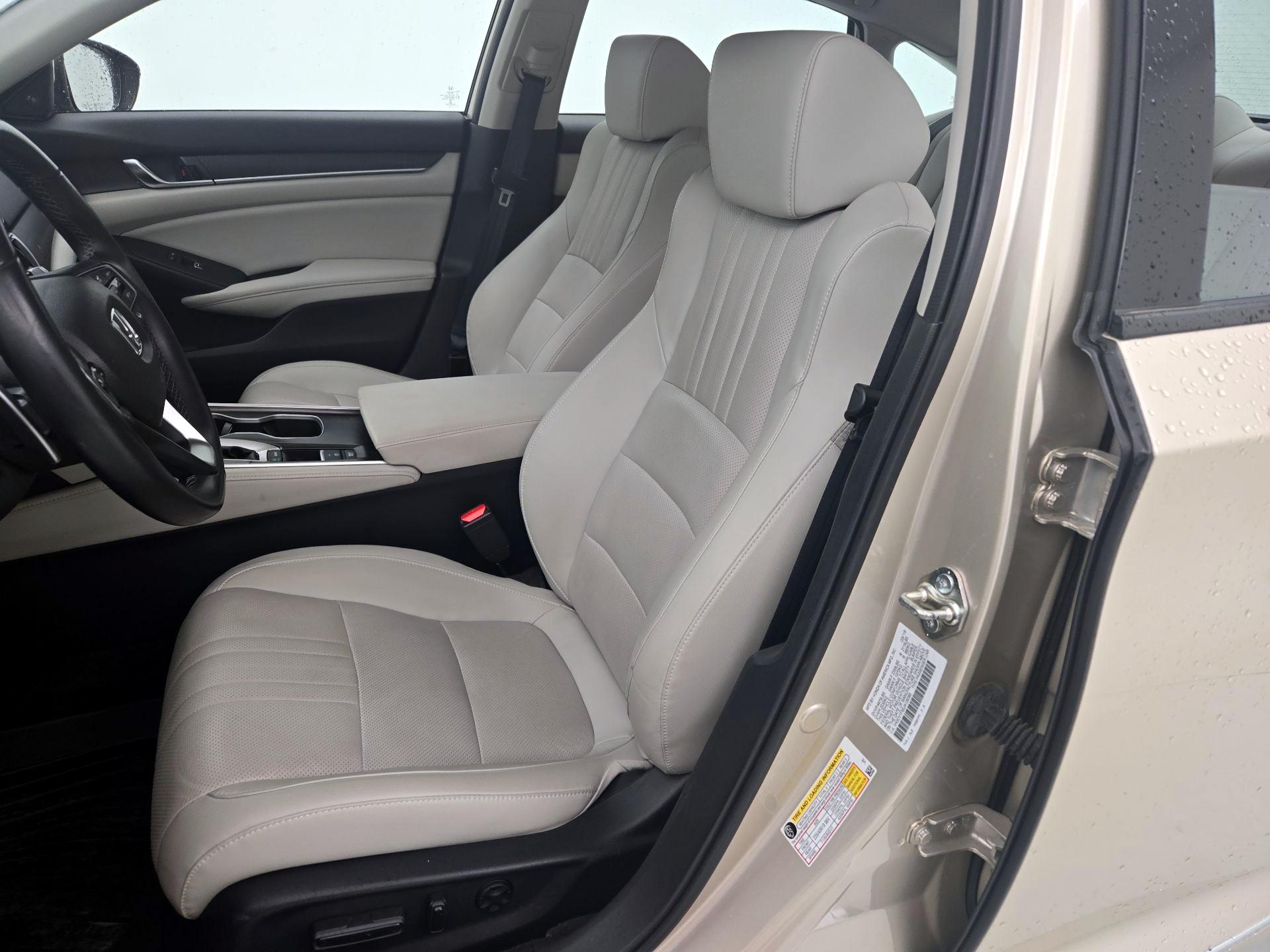 Thumbnail: 2018 Honda Accord - 11