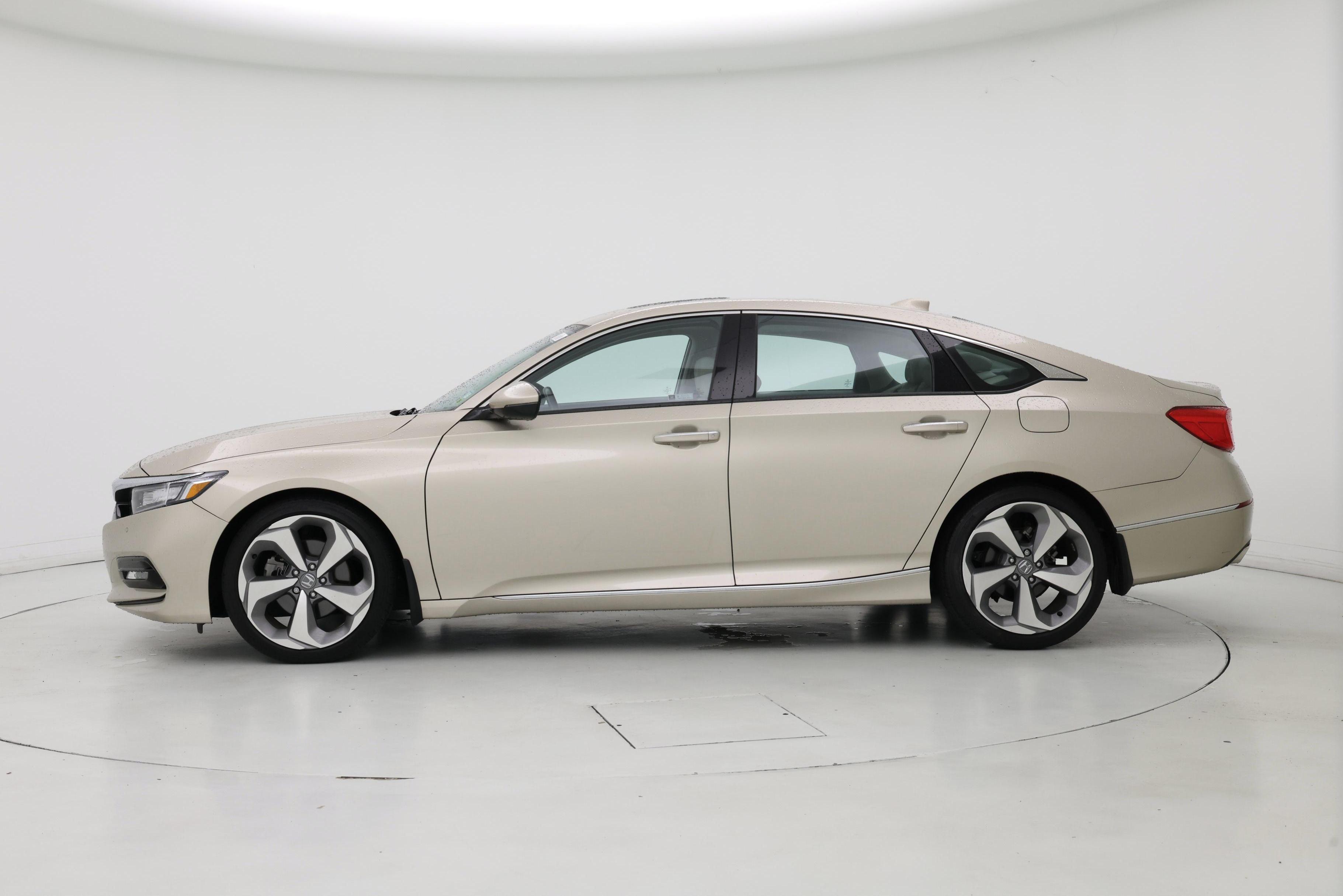 Thumbnail: 2018 Honda Accord - 3