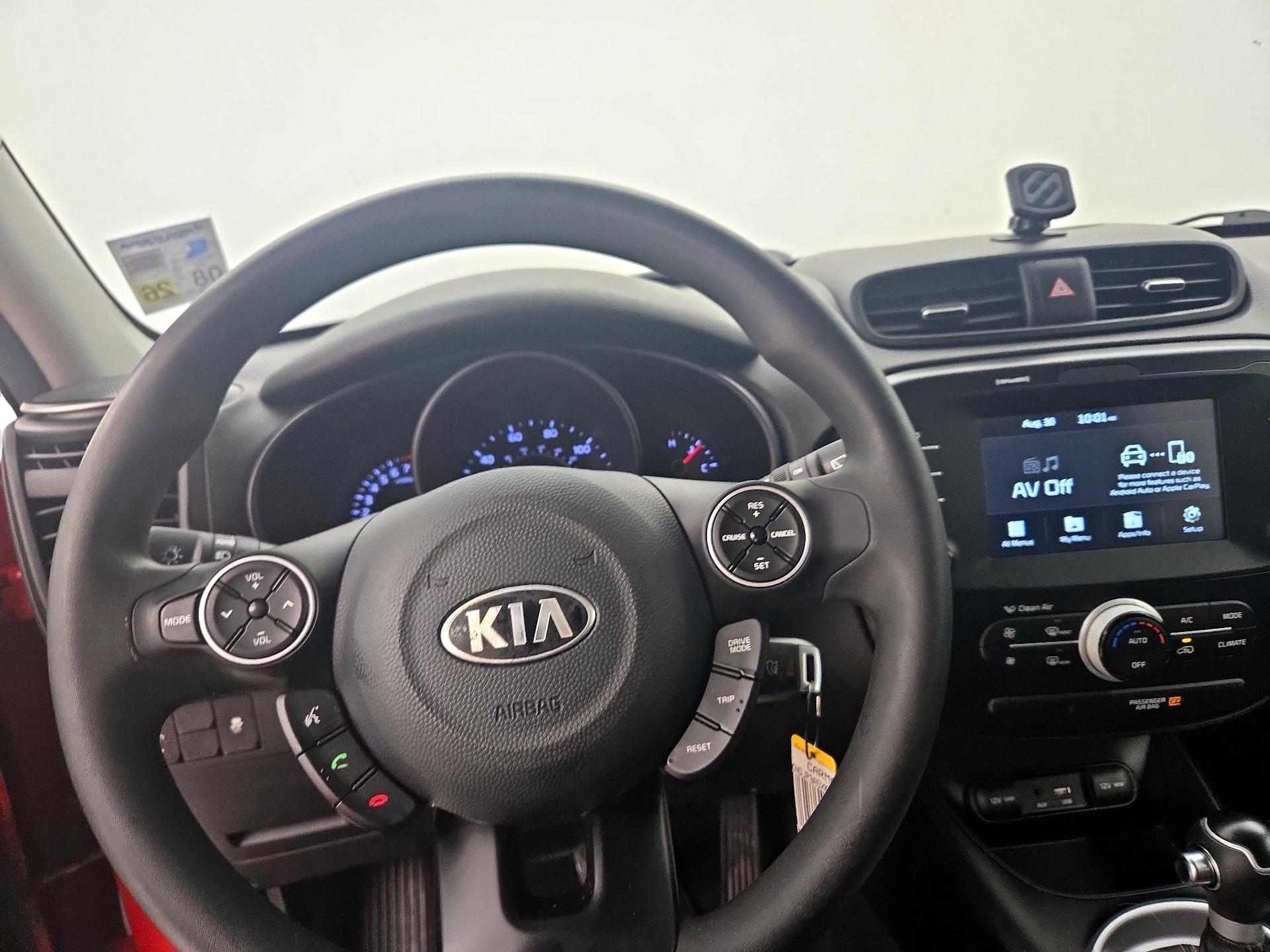 Thumbnail: 2019 Kia Soul - 10