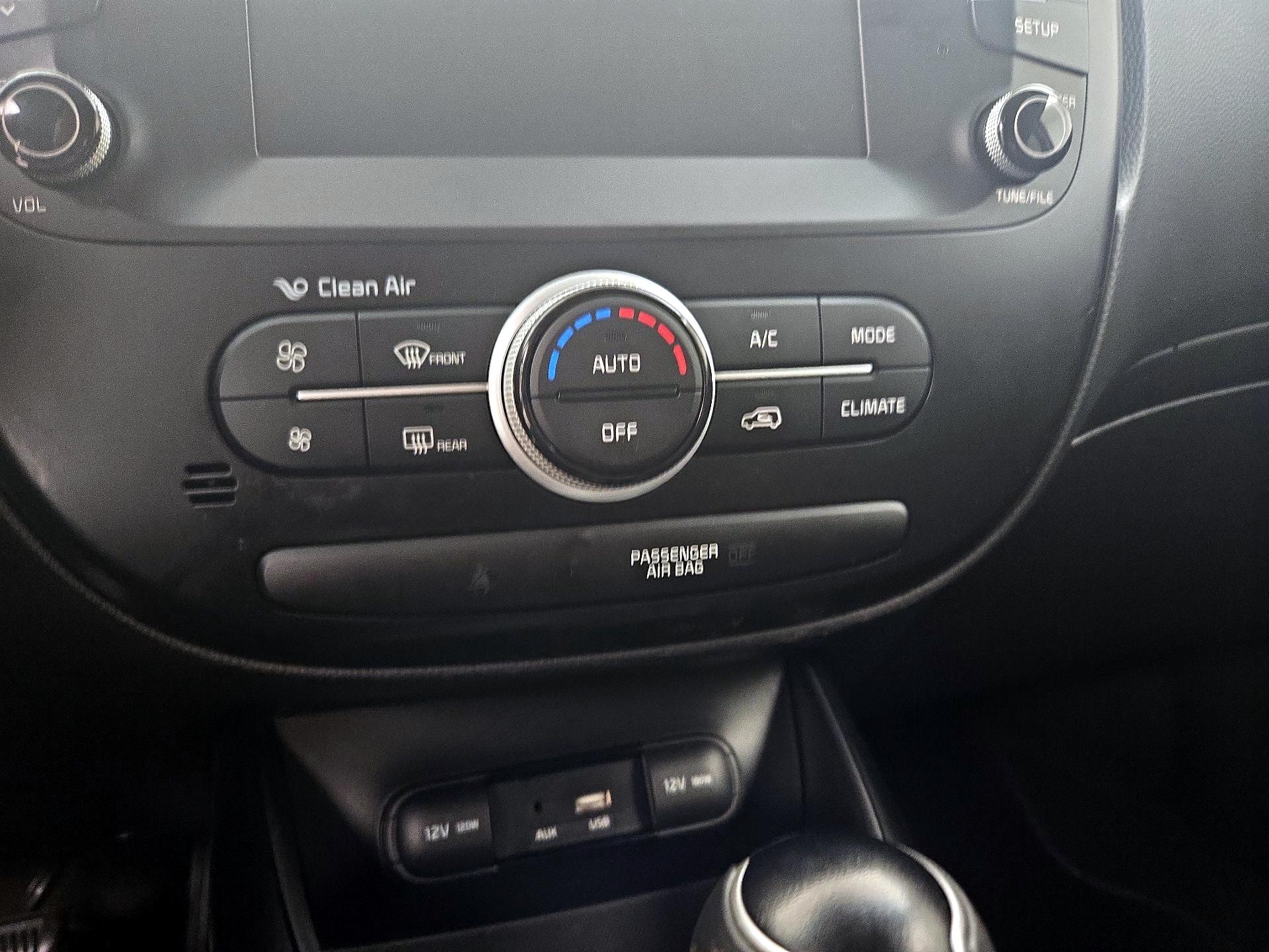 Thumbnail: 2019 Kia Soul - 16