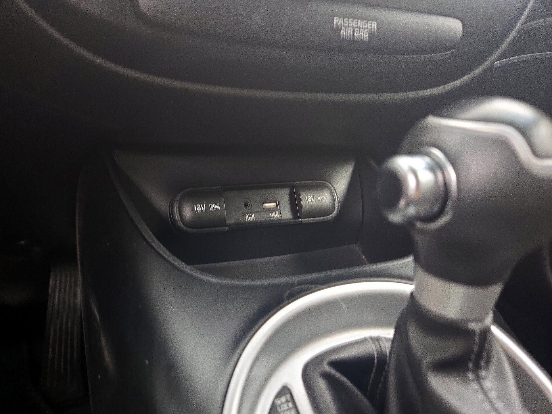 Thumbnail: 2019 Kia Soul - 18