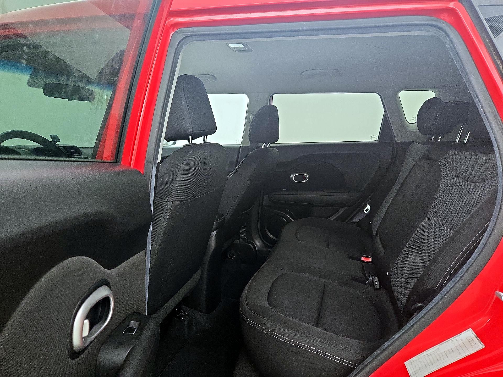 Thumbnail: 2019 Kia Soul - 19
