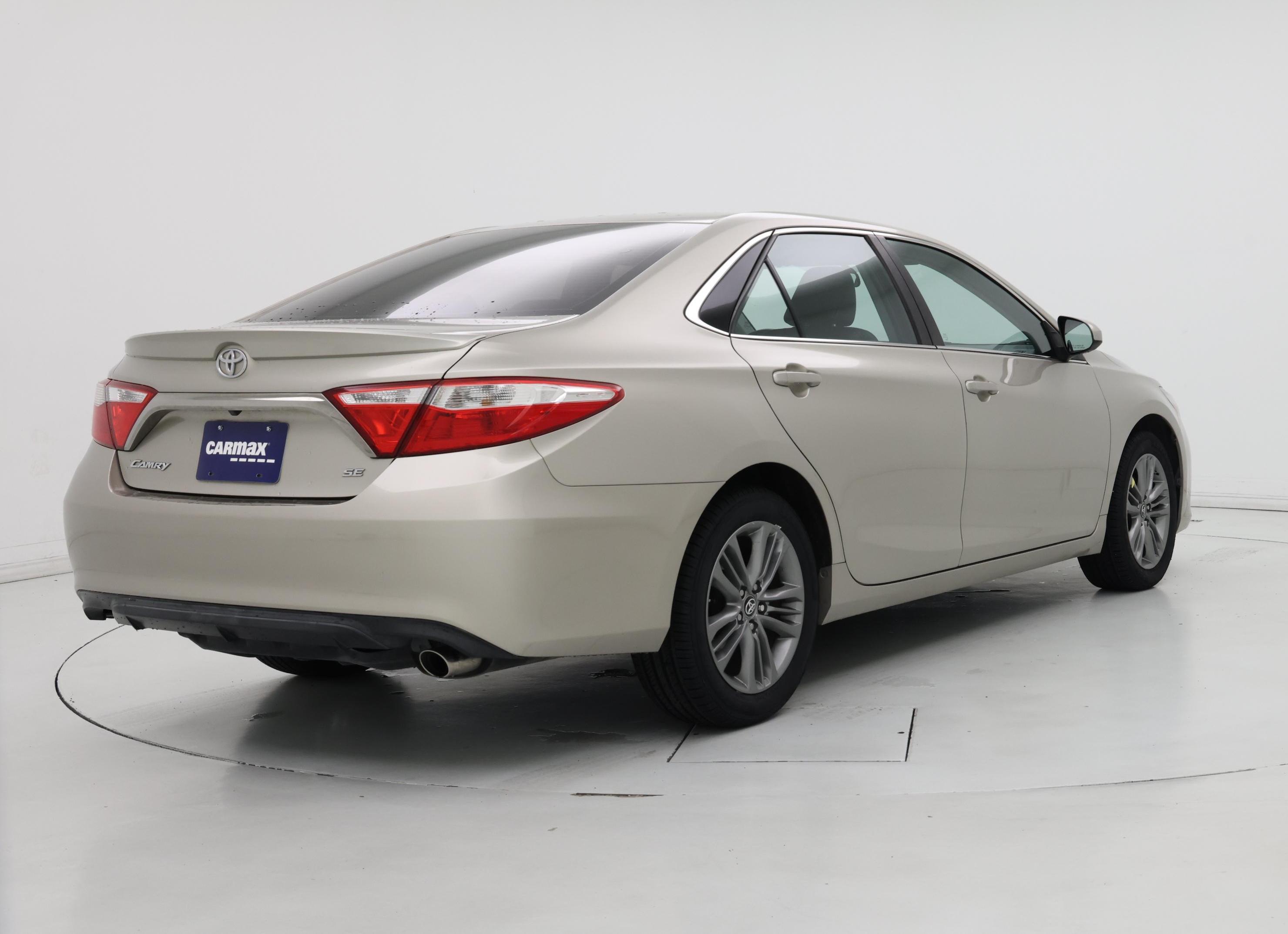 Thumbnail: 2017 Toyota Camry - 8