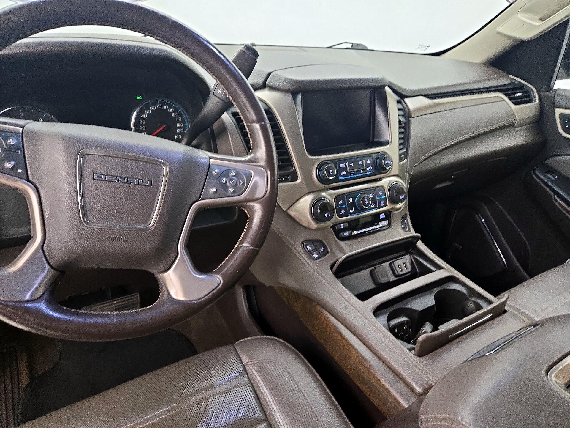 Thumbnail: 2018 GMC Yukon XL - 9