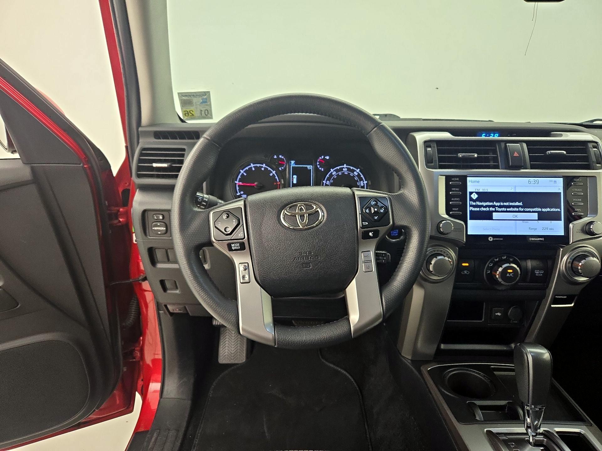 Thumbnail: 2022 Toyota 4Runner - 10