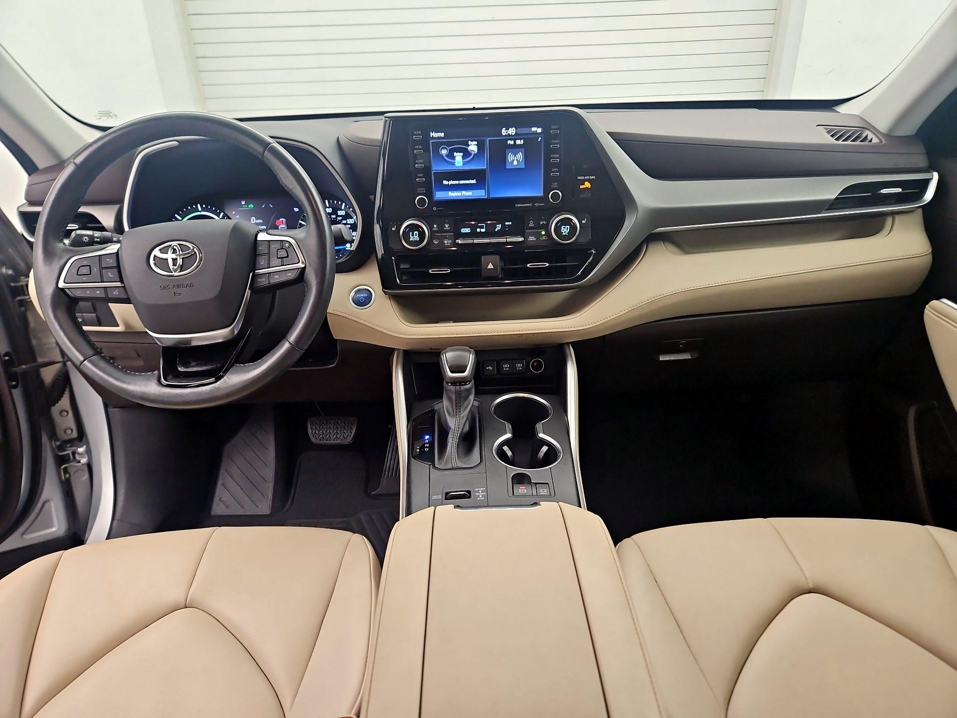 Thumbnail: 2021 Toyota Highlander - 9