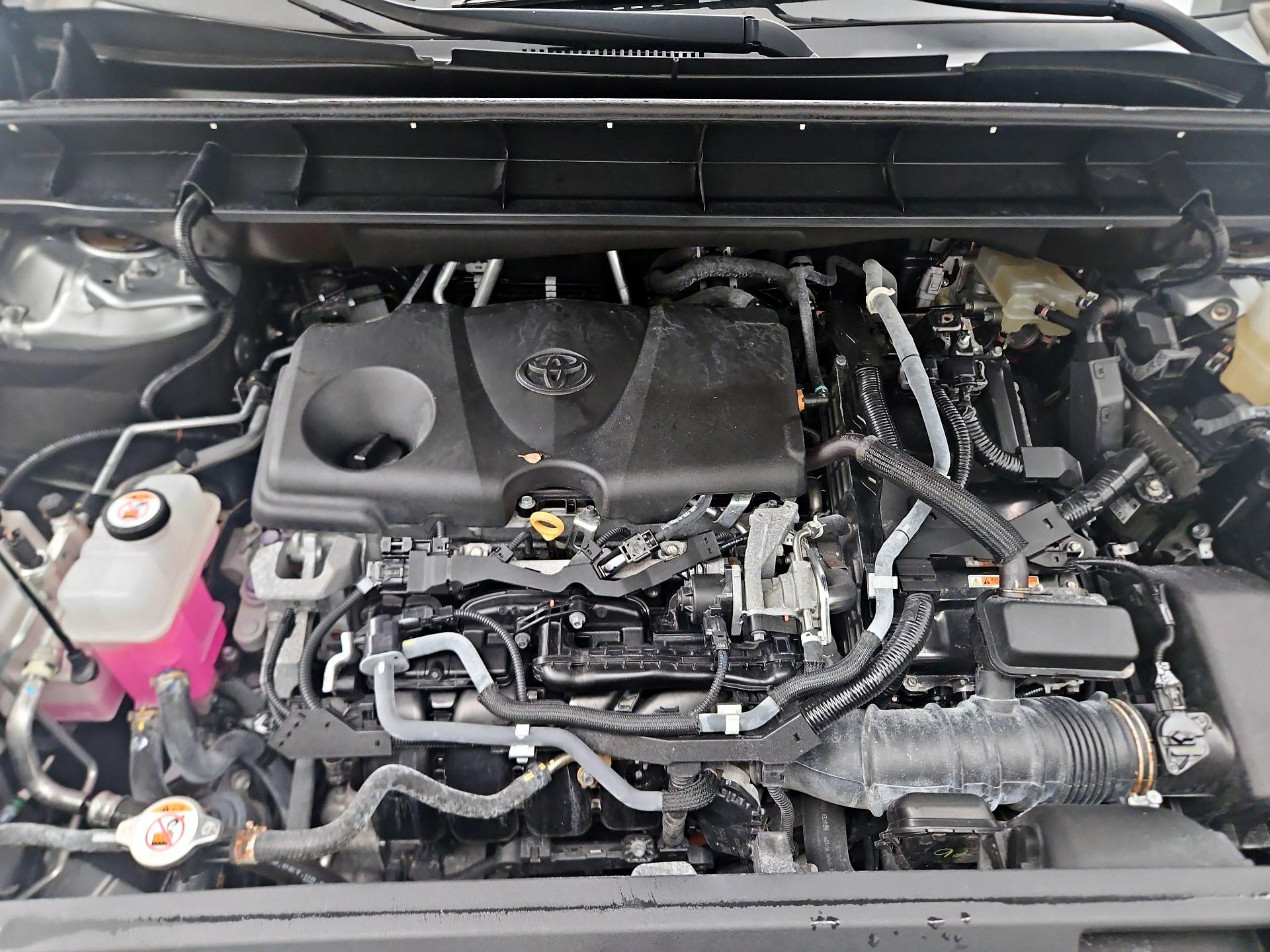 Thumbnail: 2021 Toyota Highlander - 18