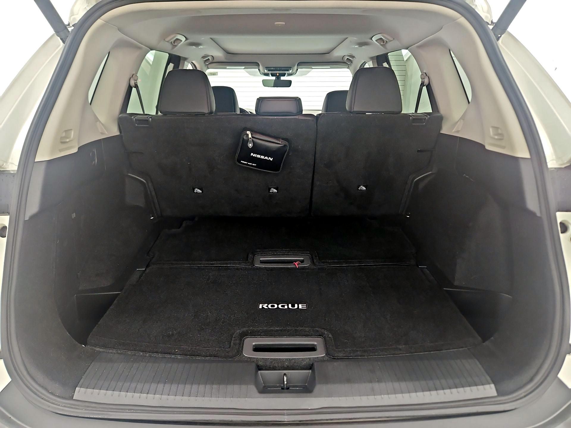 Thumbnail: 2022 Nissan Rogue - 20