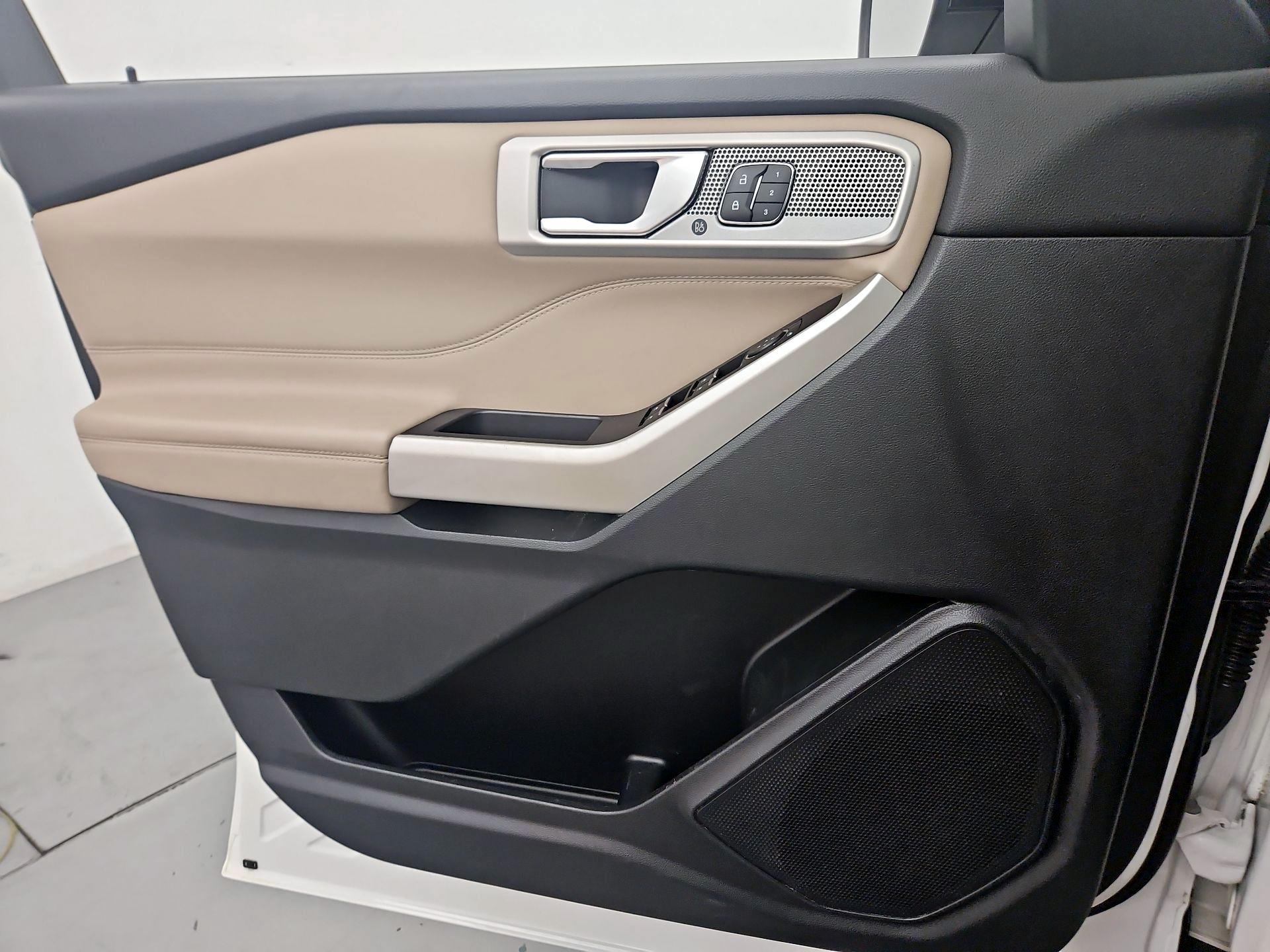 Thumbnail: 2021 Ford Explorer - 12