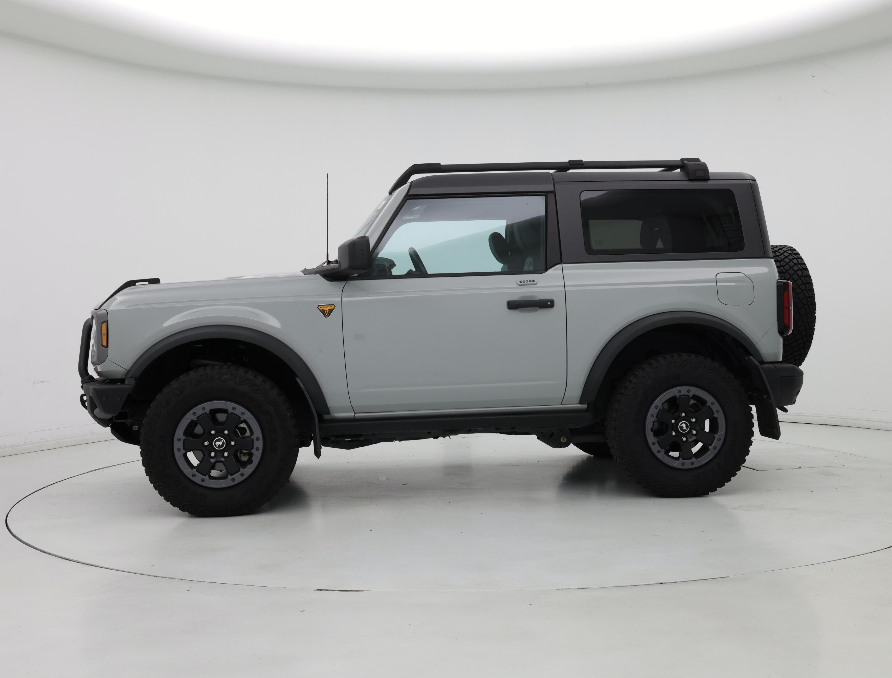 Thumbnail: 2023 Ford Bronco - 3