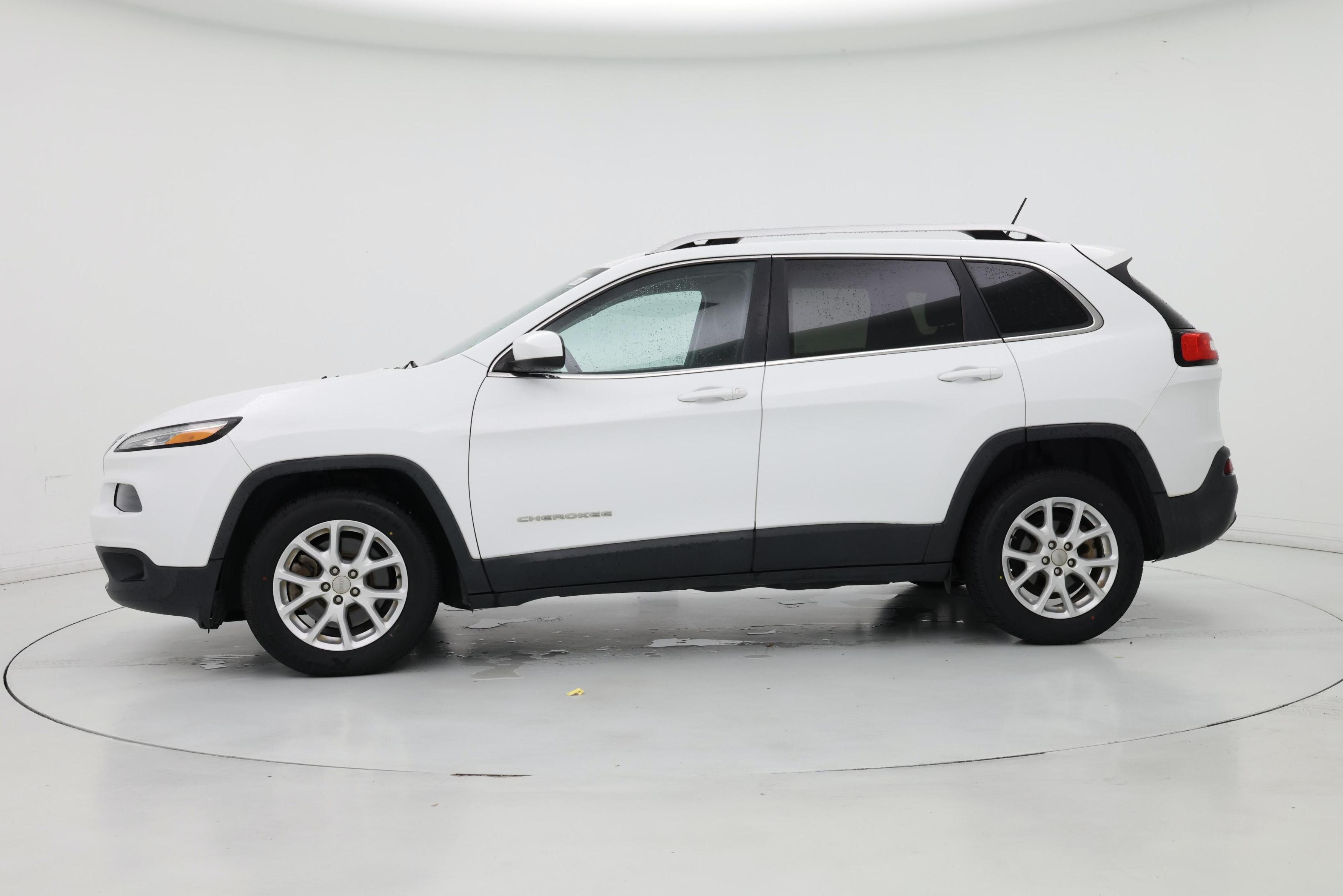 Thumbnail: 2015 Jeep Cherokee - 3
