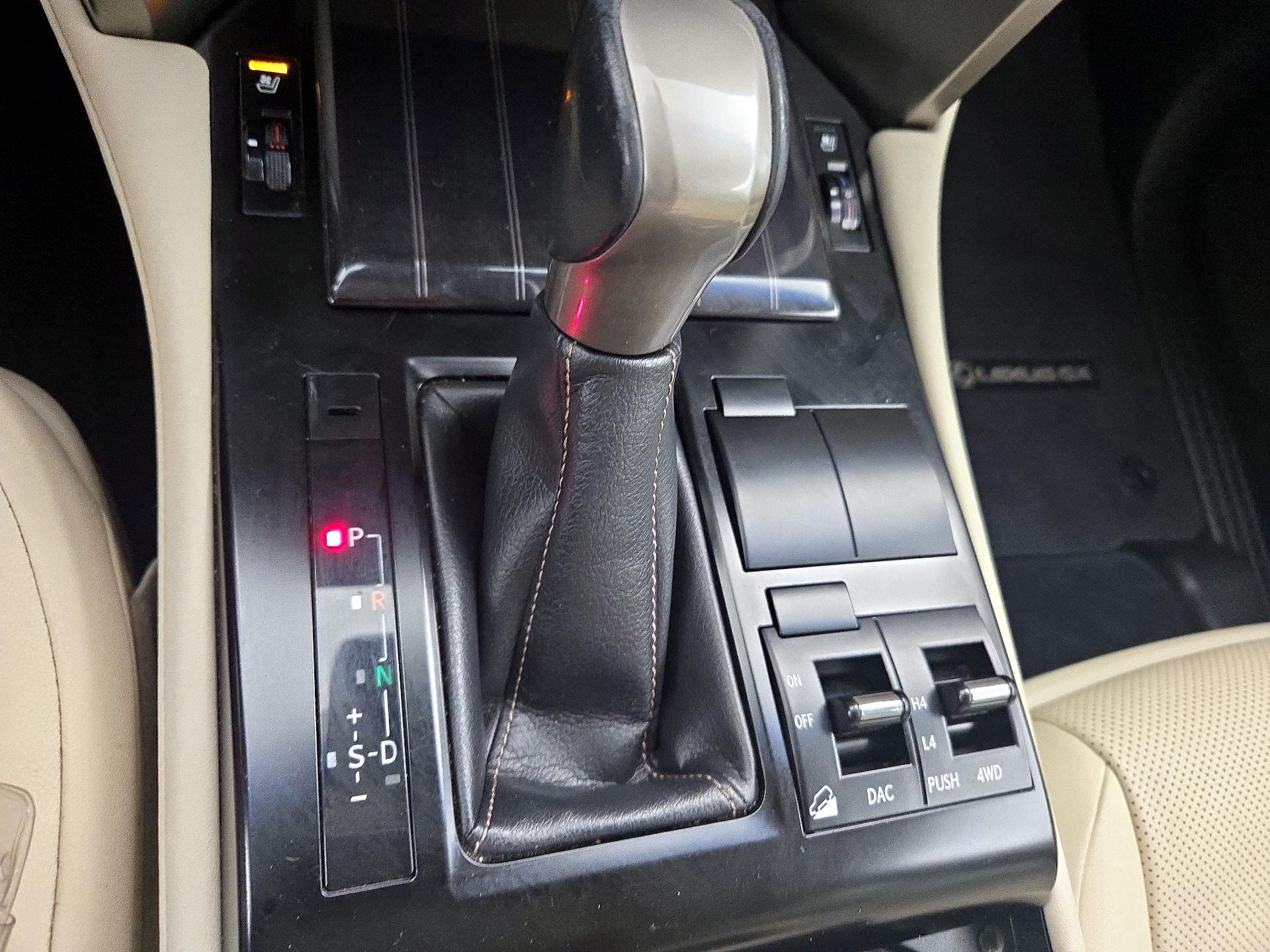 Thumbnail: 2021 Lexus GX - 18