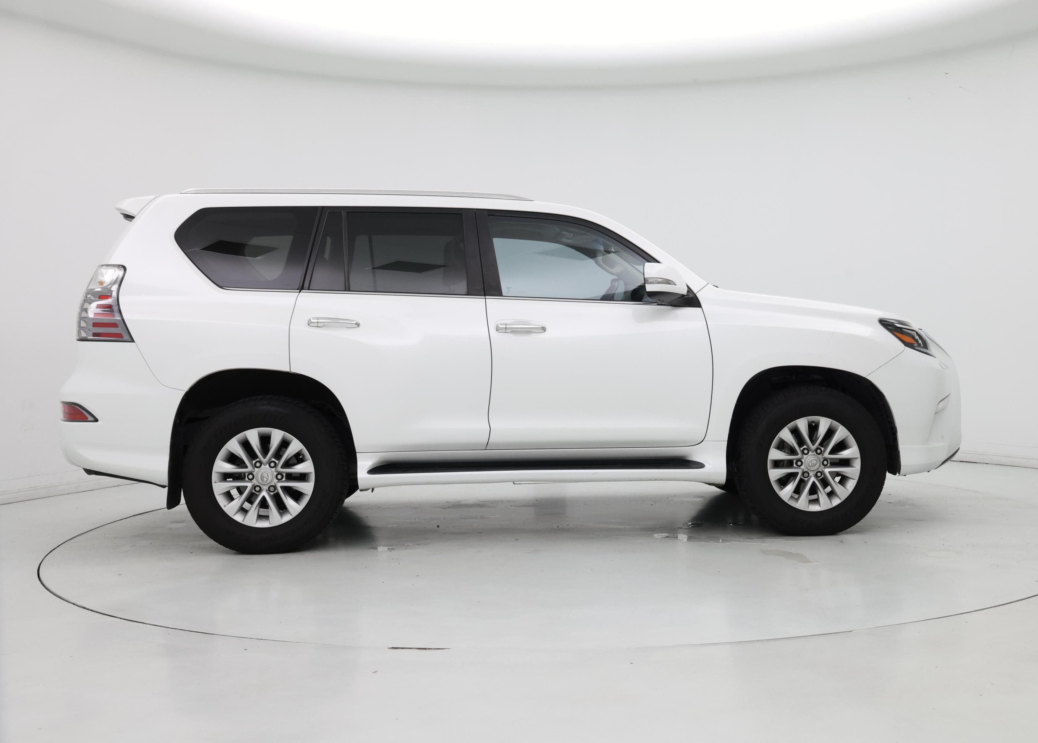 Thumbnail: 2021 Lexus GX - 7