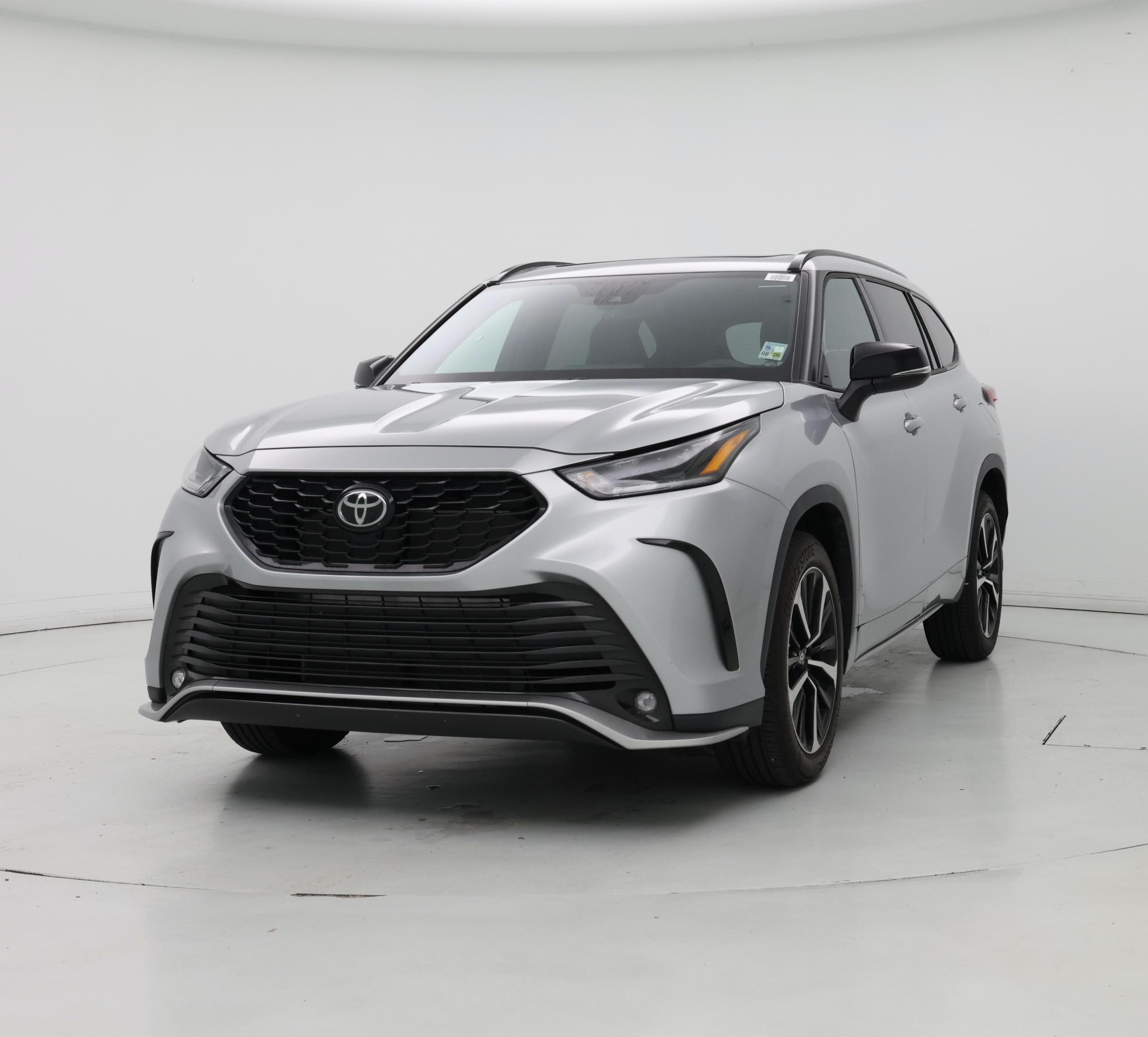 Thumbnail: 2022 Toyota Highlander - 4