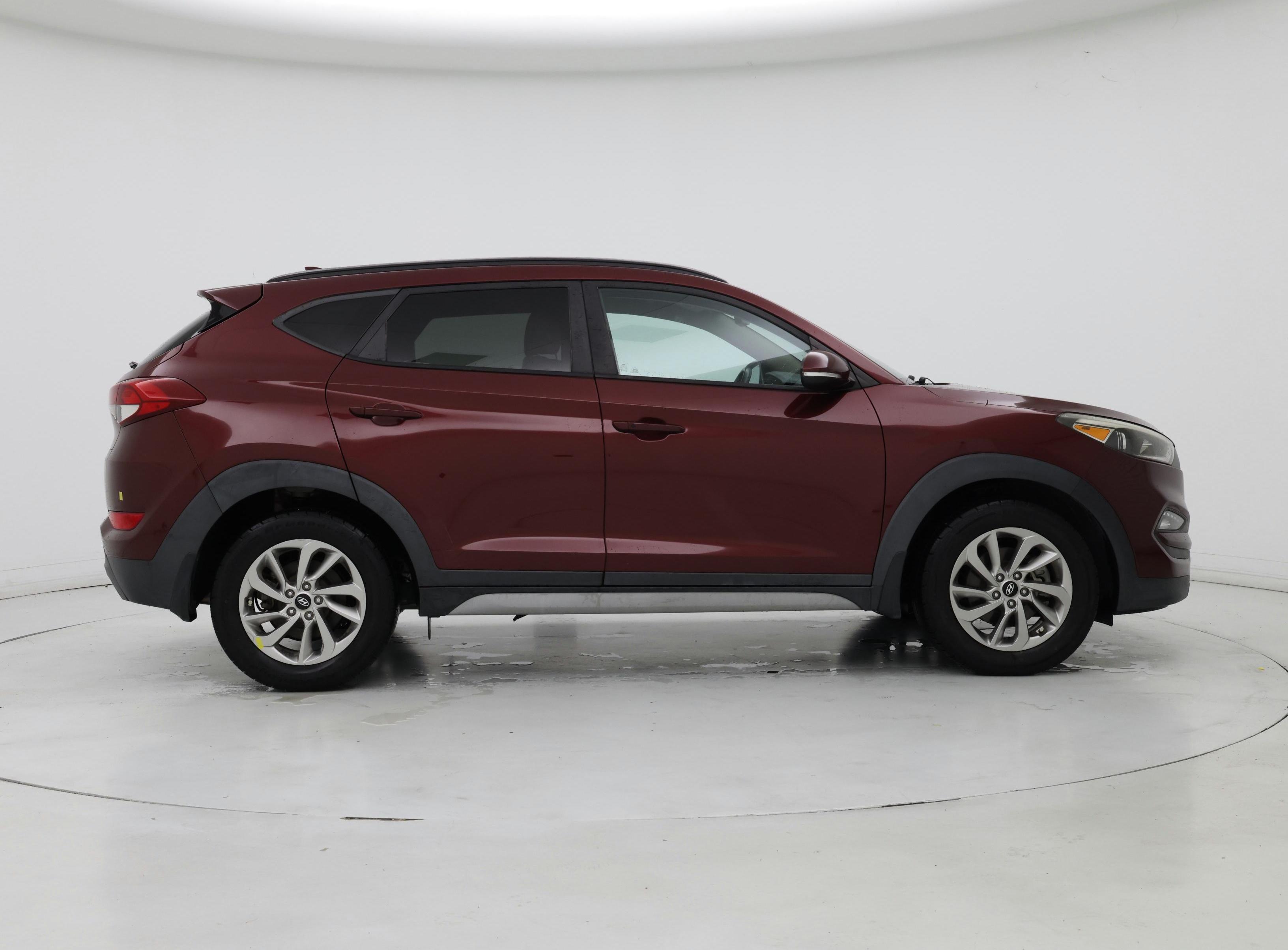 Thumbnail: 2017 Hyundai Tucson - 7