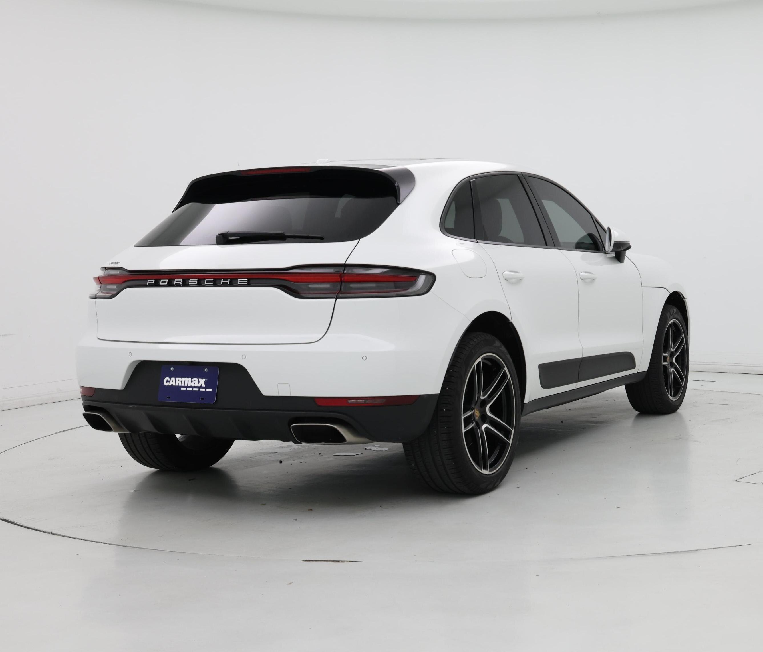 Thumbnail: 2021 Porsche Macan - 8