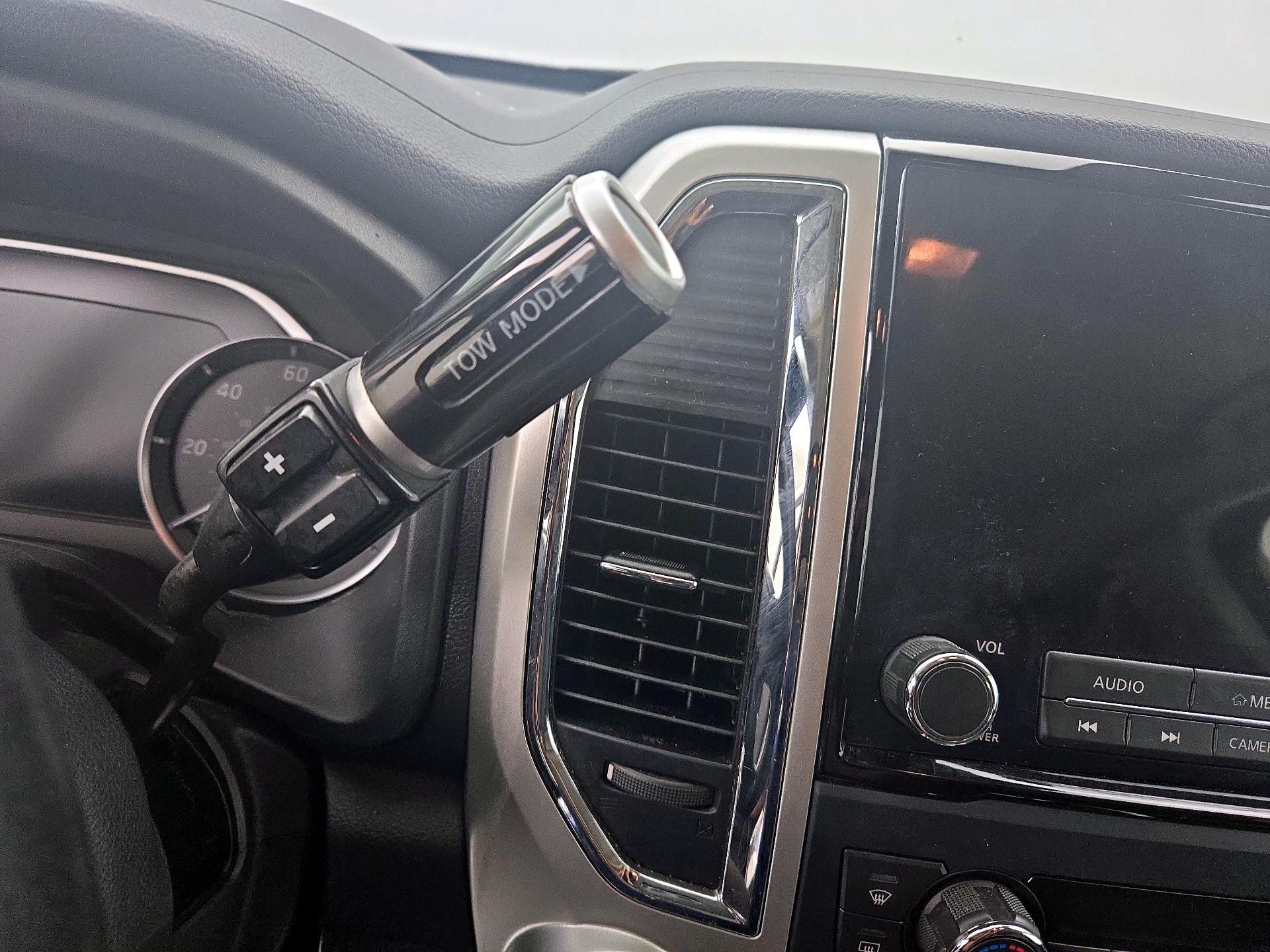 Thumbnail: 2021 Nissan Titan - 18