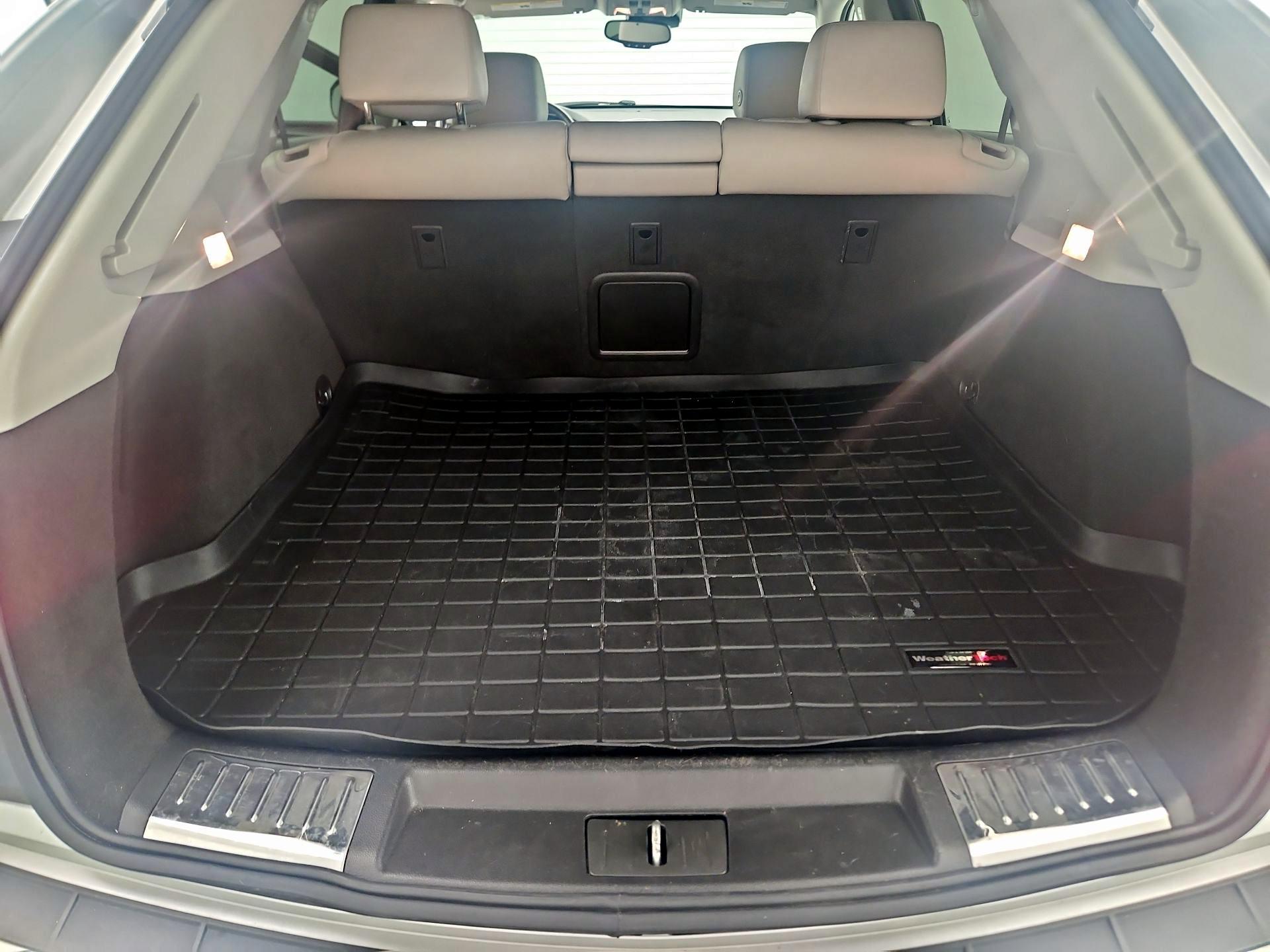Thumbnail: 2015 Cadillac SRX - 17