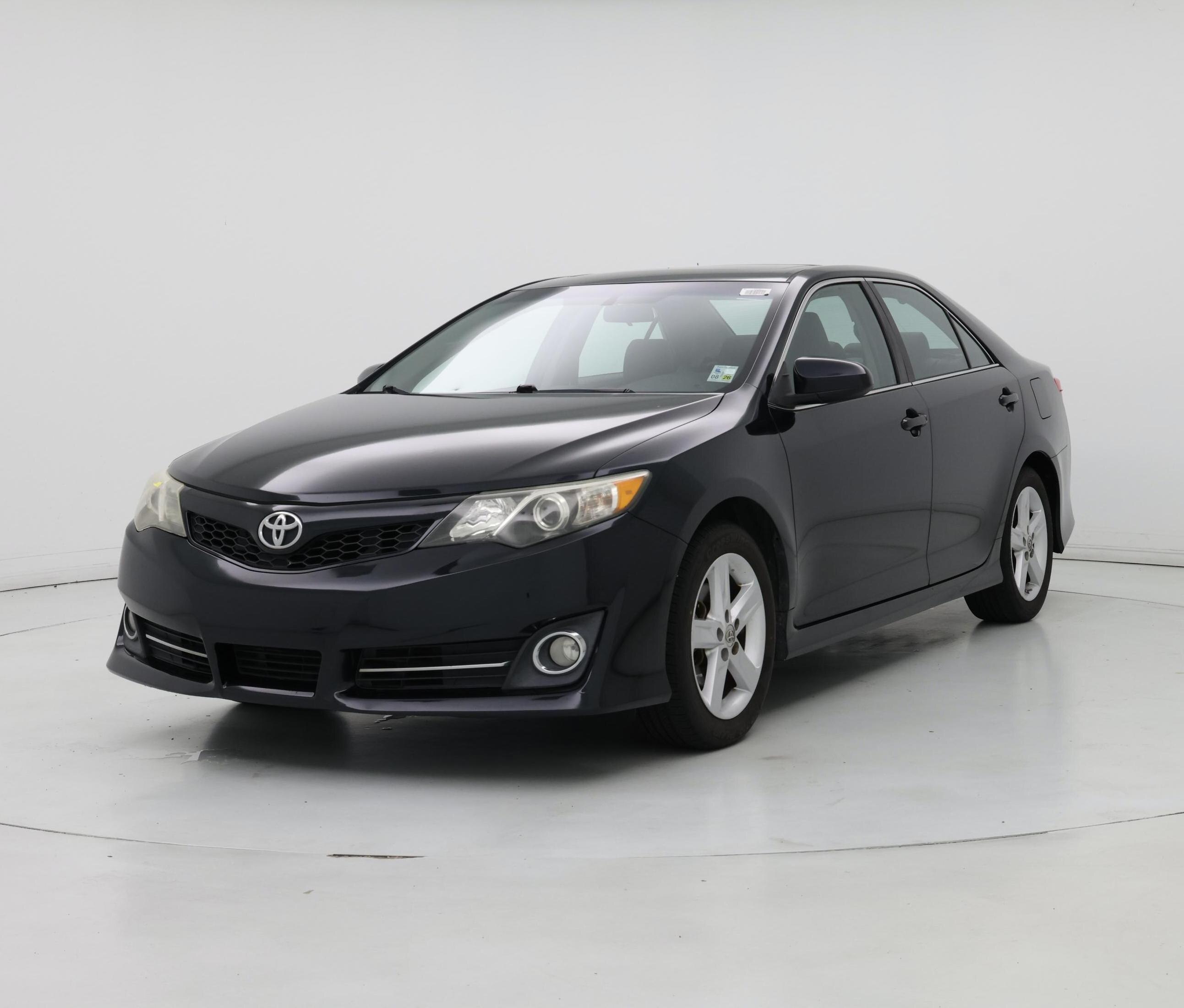 Thumbnail: 2014 Toyota Camry - 4