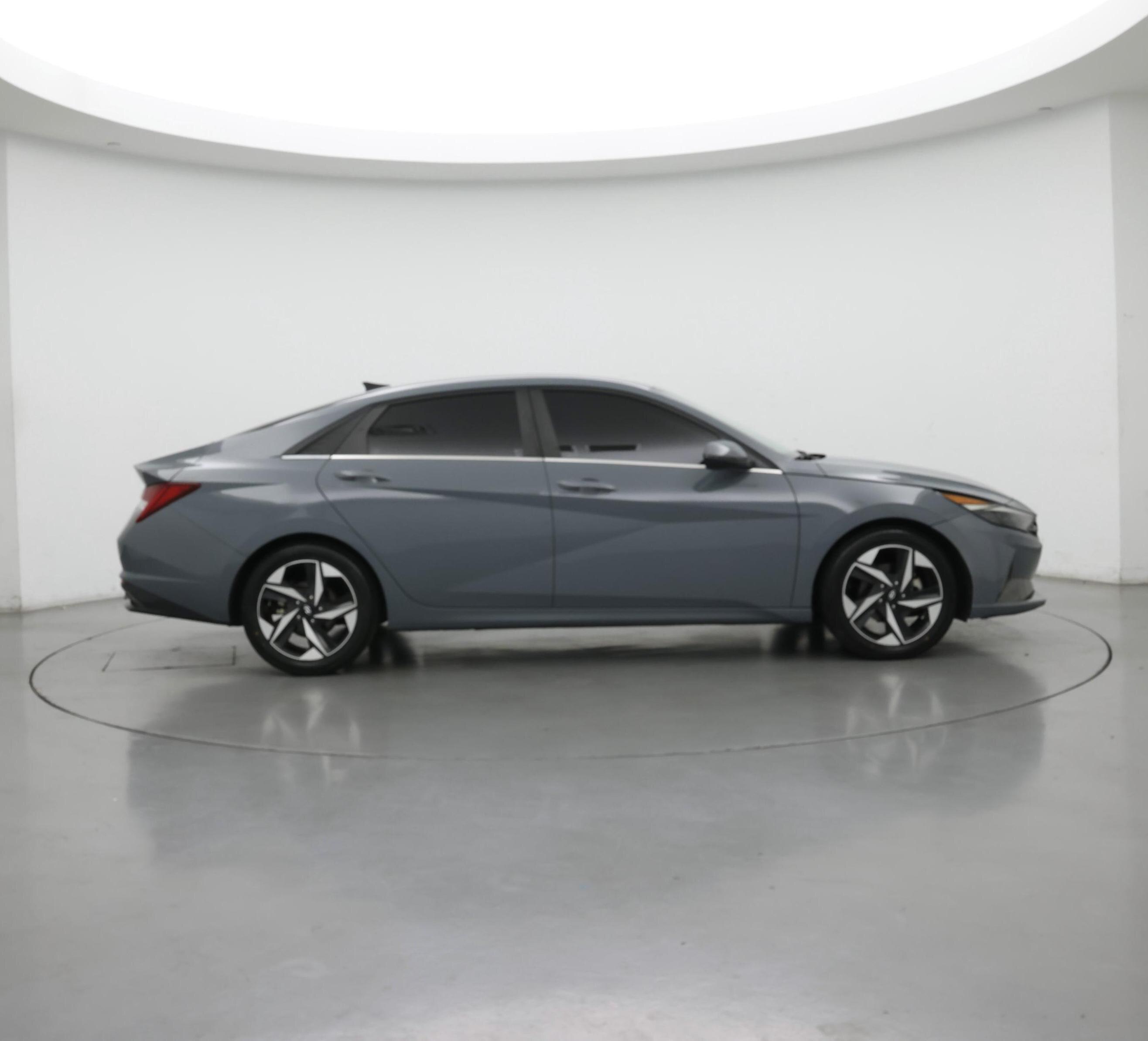 Thumbnail: 2022 Hyundai Elantra - 7