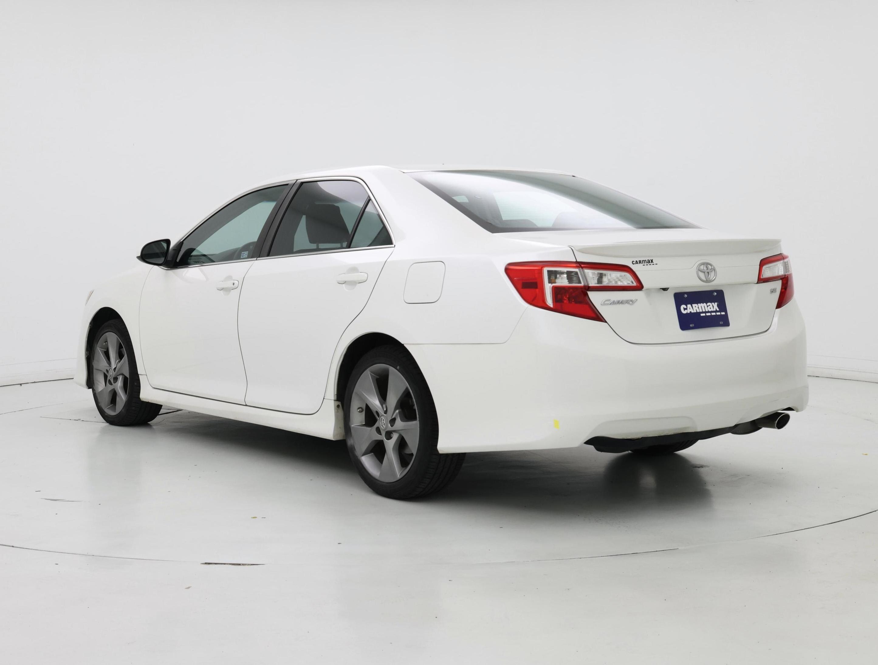 Thumbnail: 2014 Toyota Camry - 2