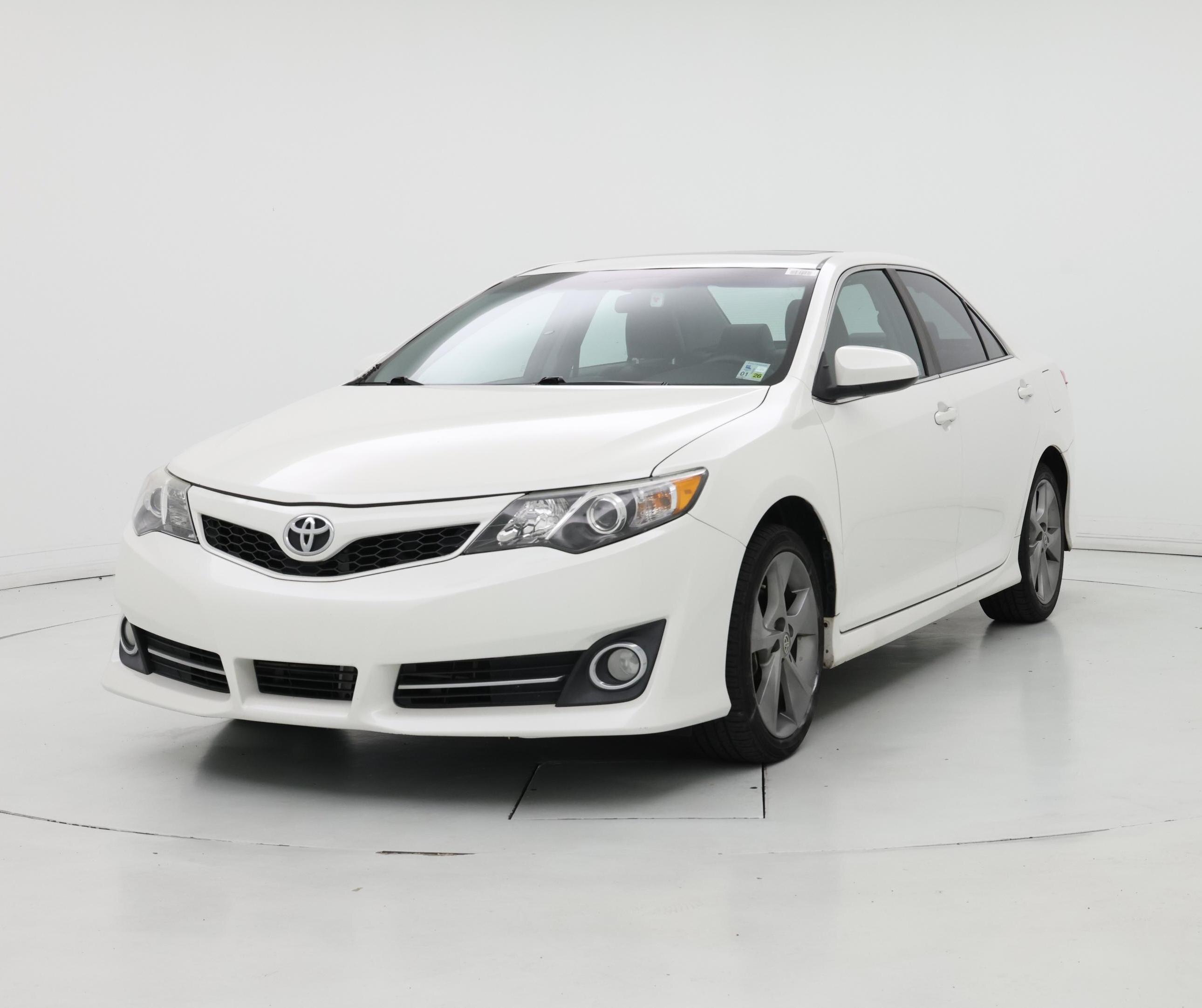 Thumbnail: 2014 Toyota Camry - 4