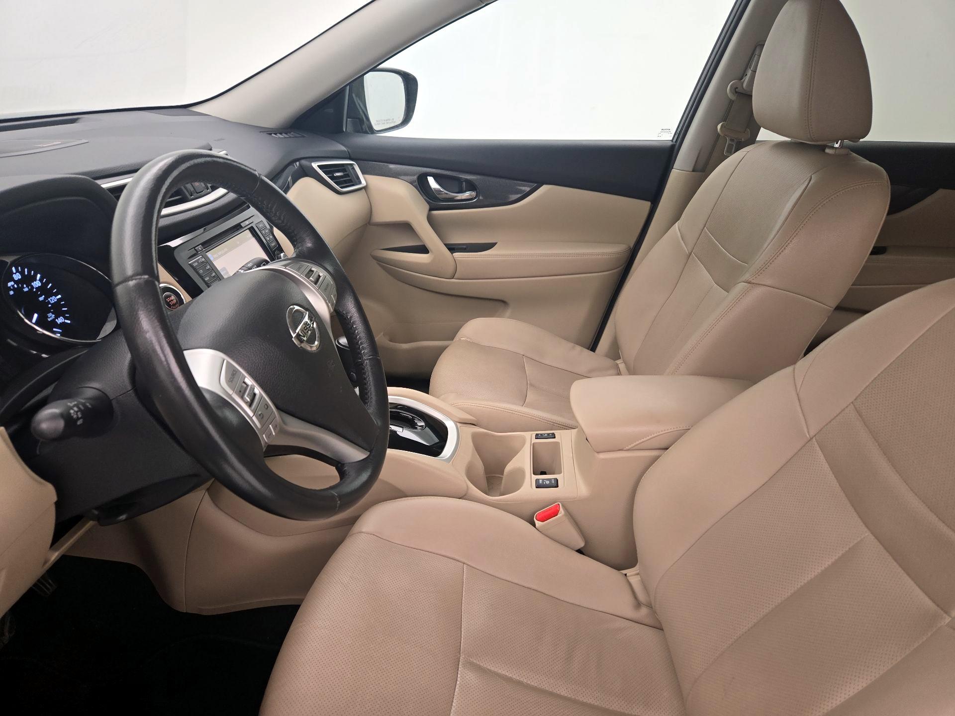 Thumbnail: 2016 Nissan Rogue - 11