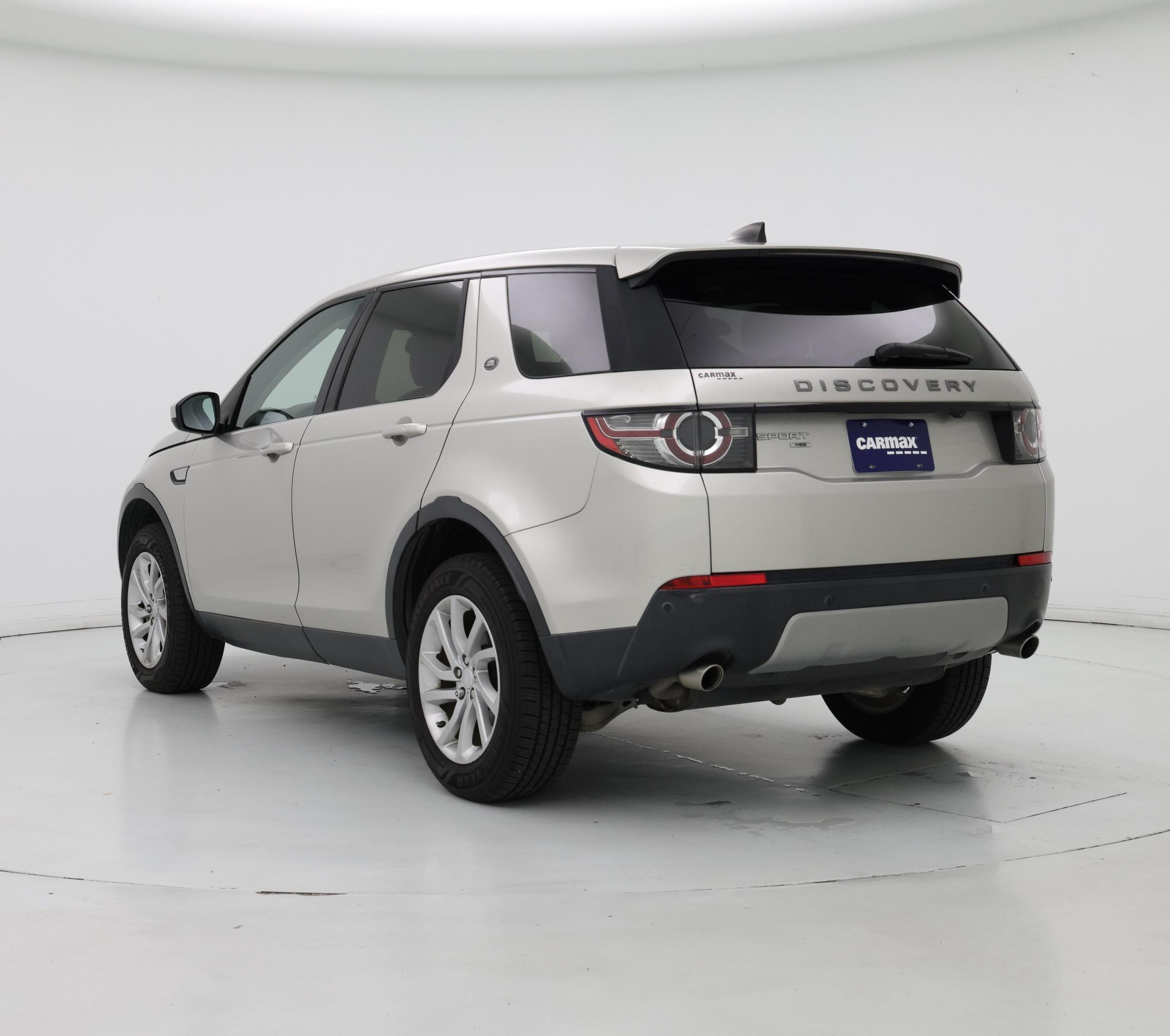 Thumbnail: 2017 Land Rover Discovery Sport - 2
