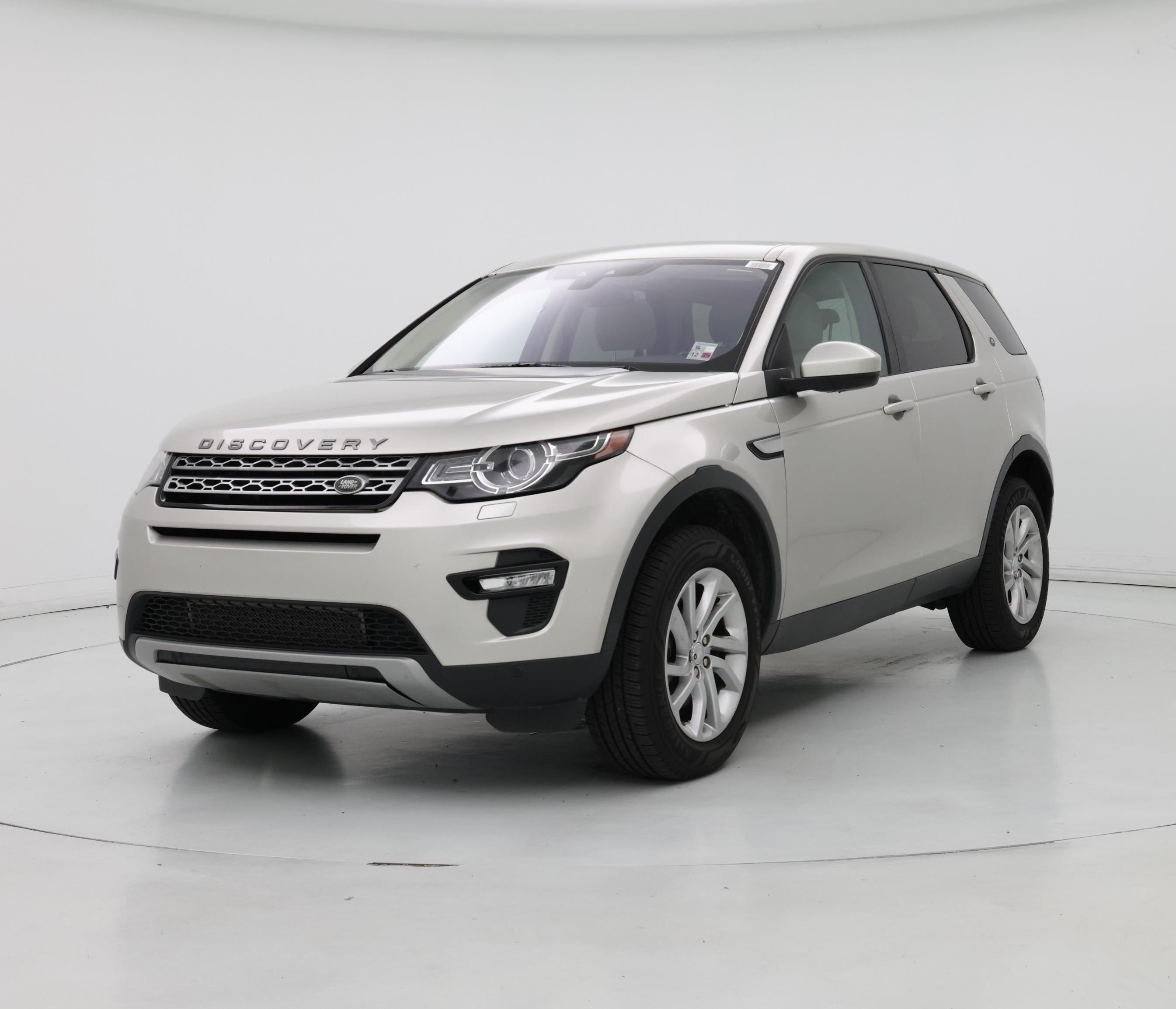 Thumbnail: 2017 Land Rover Discovery Sport - 4