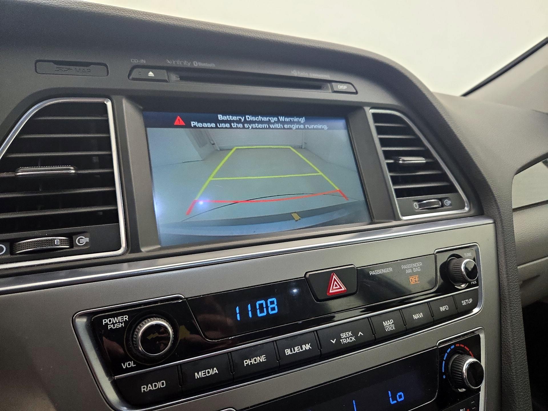 Thumbnail: 2015 Hyundai Sonata - 15
