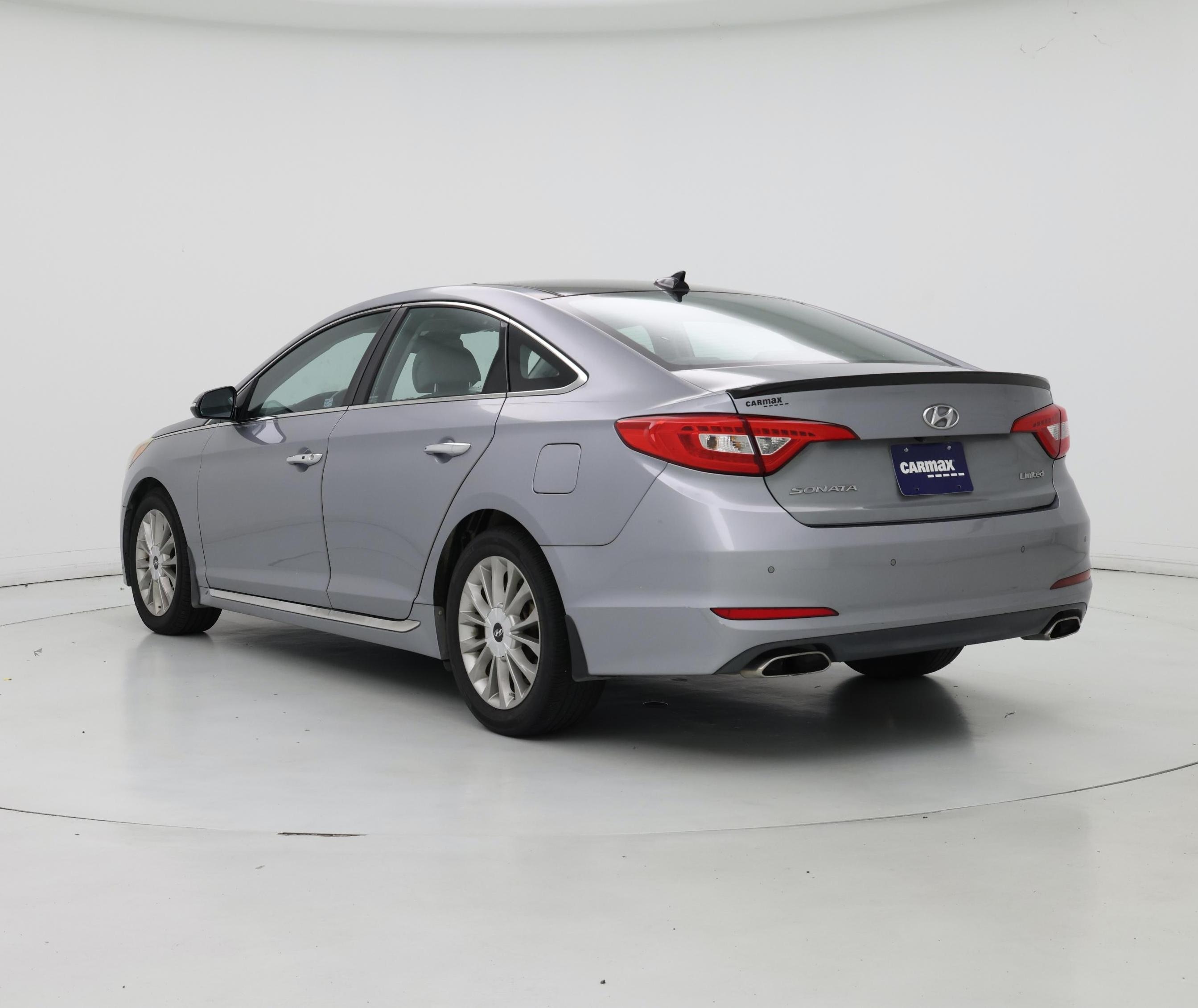 Thumbnail: 2015 Hyundai Sonata - 2