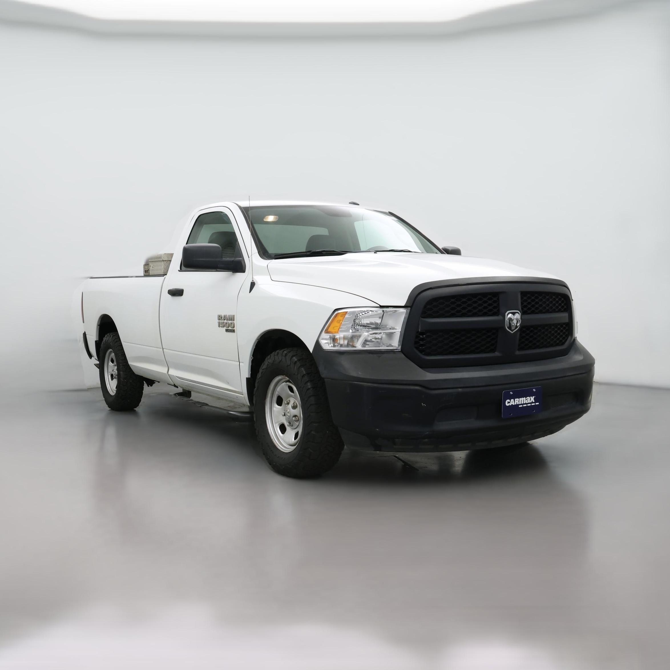 Thumbnail: 2021 RAM 1500 Classic - 1