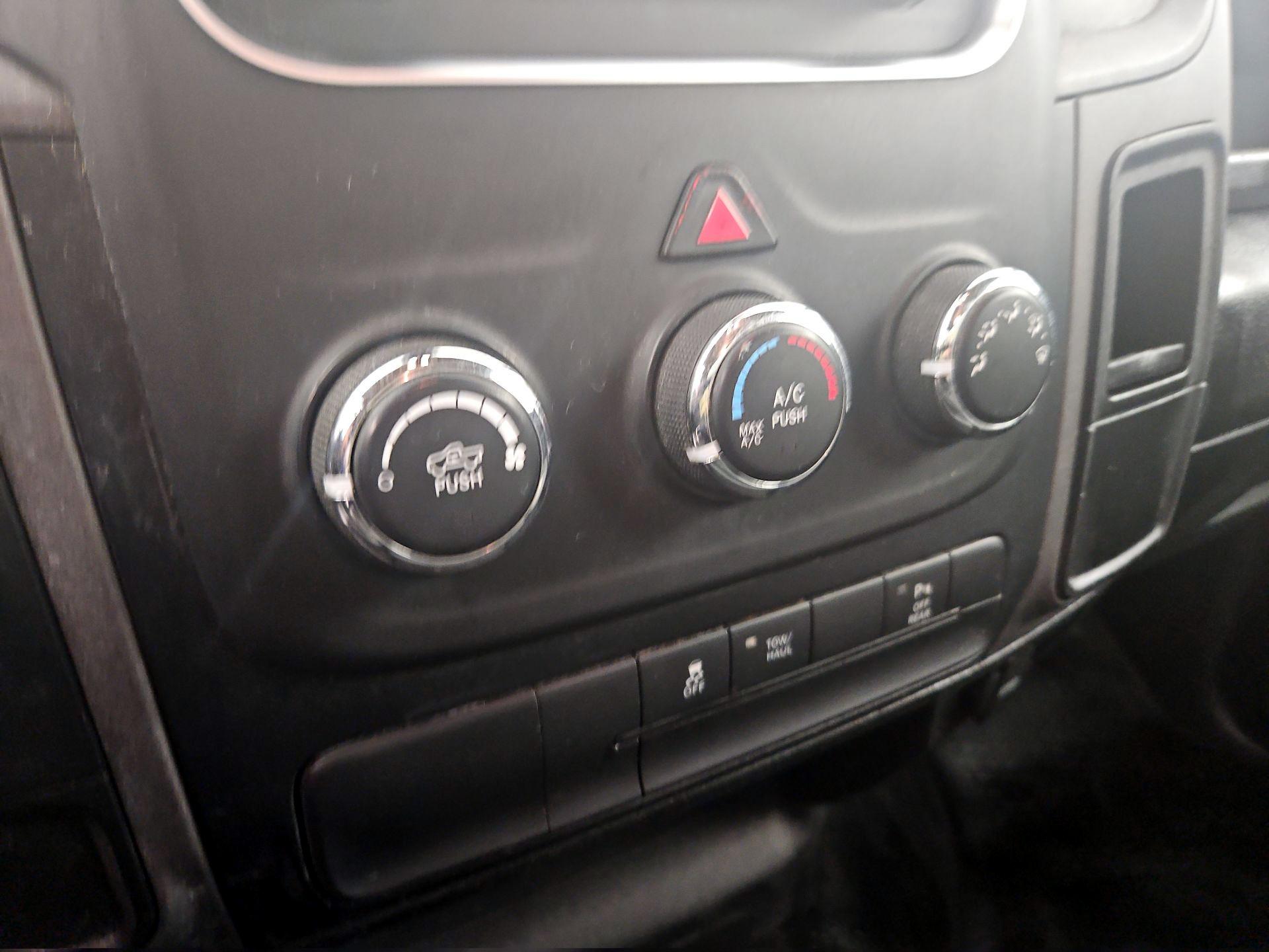 Thumbnail: 2021 RAM 1500 Classic - 15