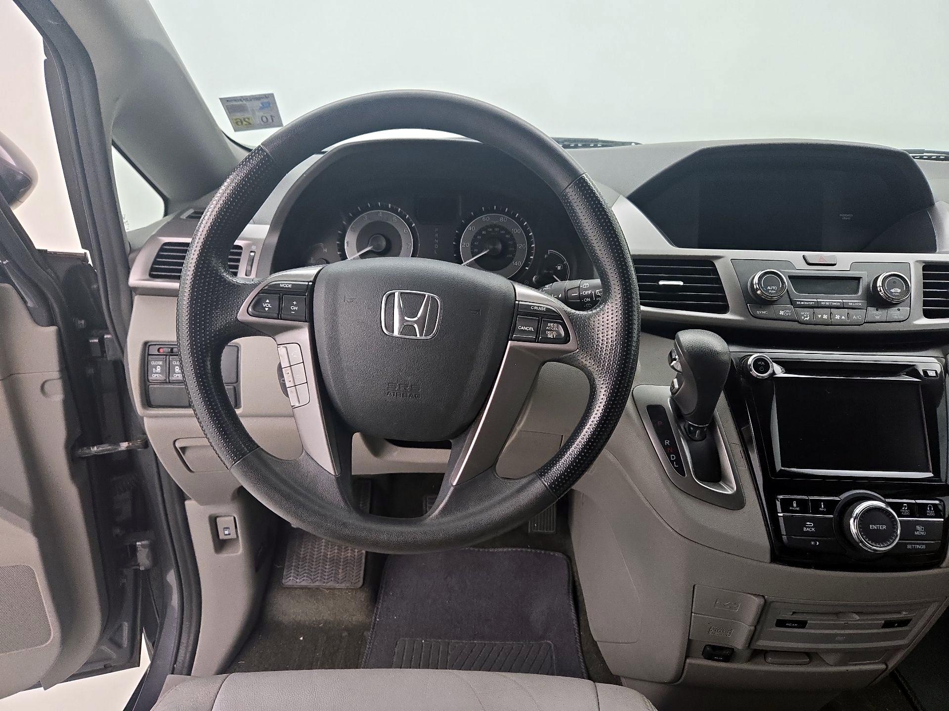 Thumbnail: 2017 Honda Odyssey - 10