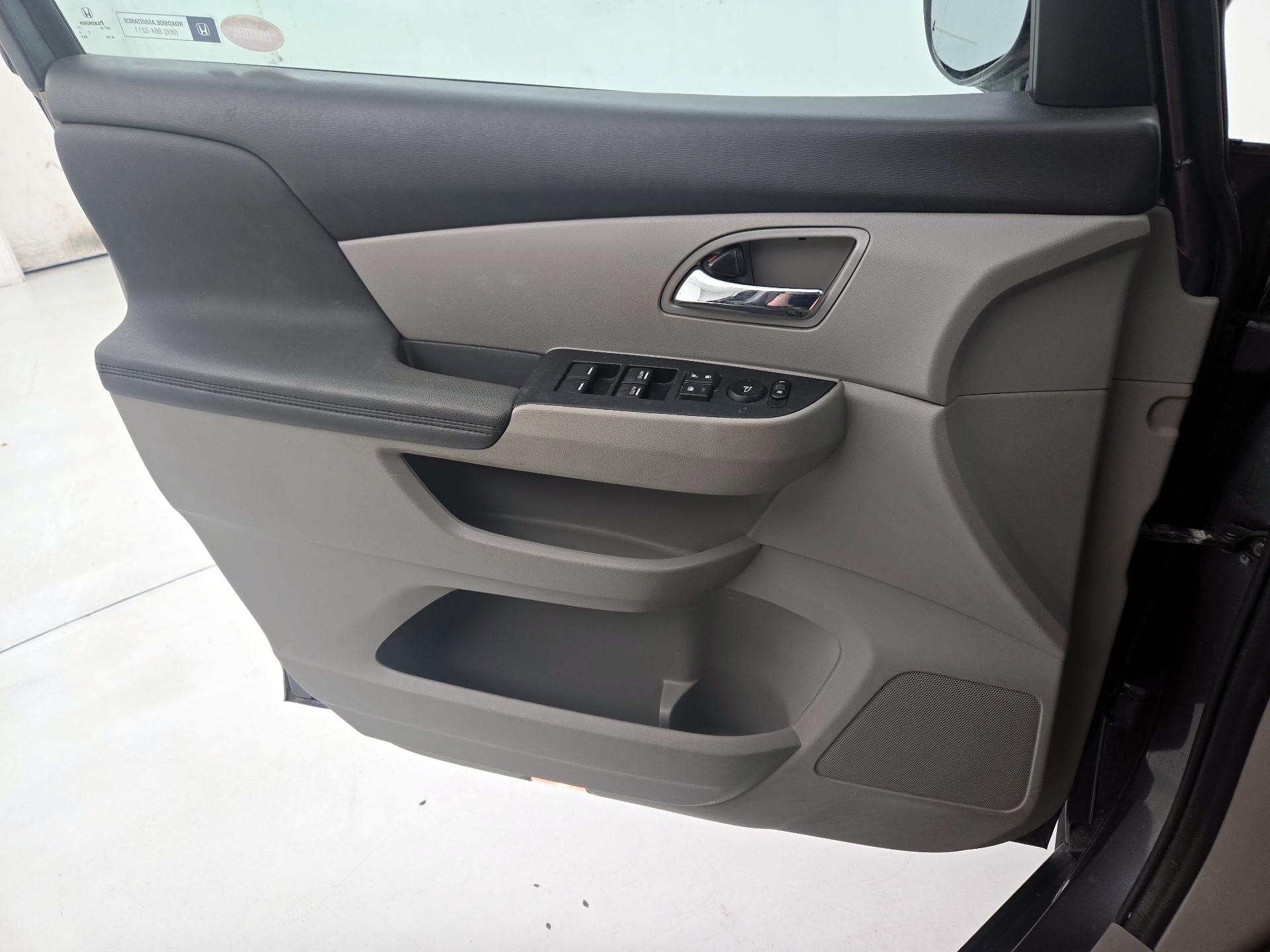 Thumbnail: 2017 Honda Odyssey - 12