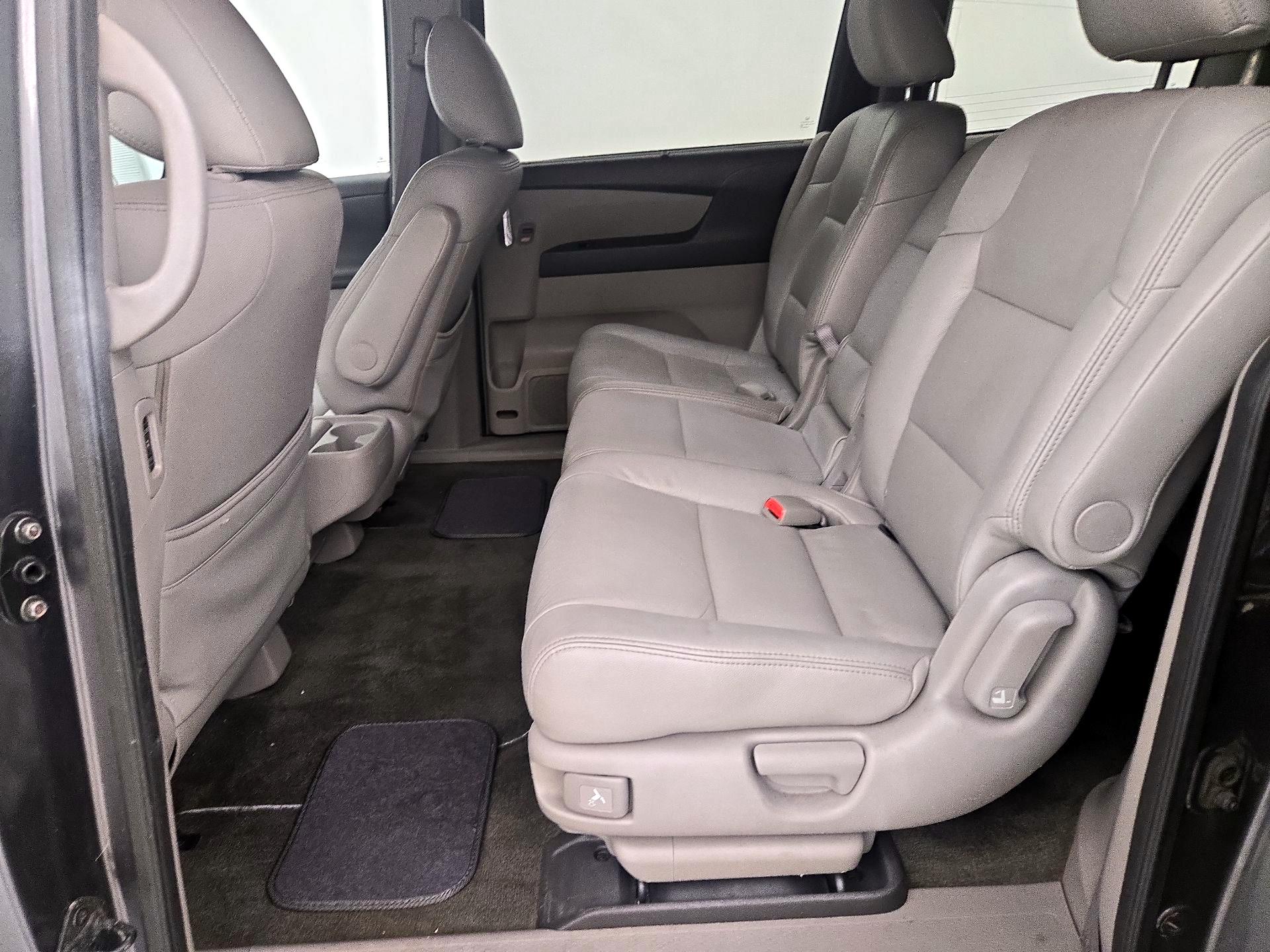 Thumbnail: 2017 Honda Odyssey - 19