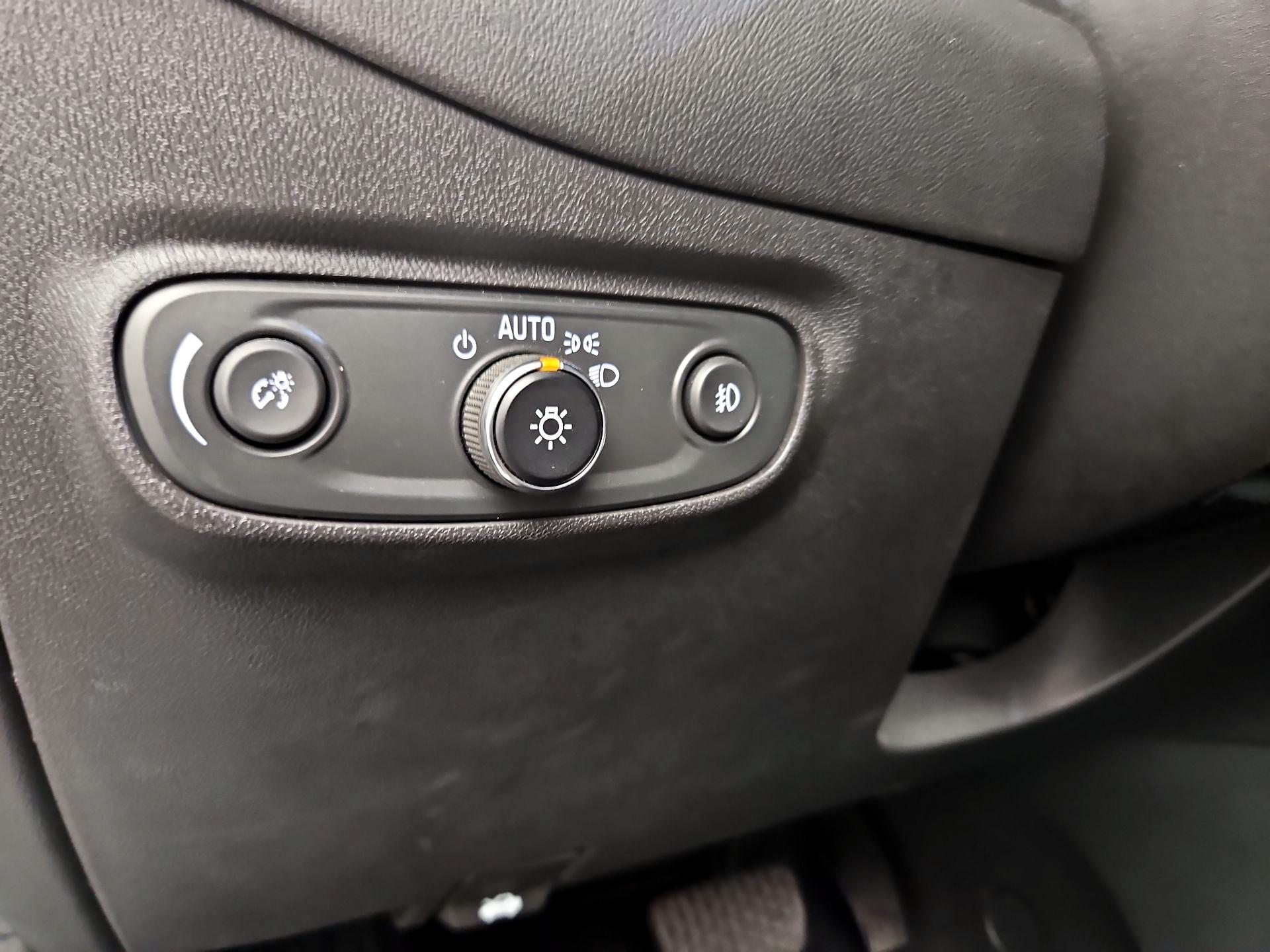 Thumbnail: 2021 Chevrolet Equinox - 13