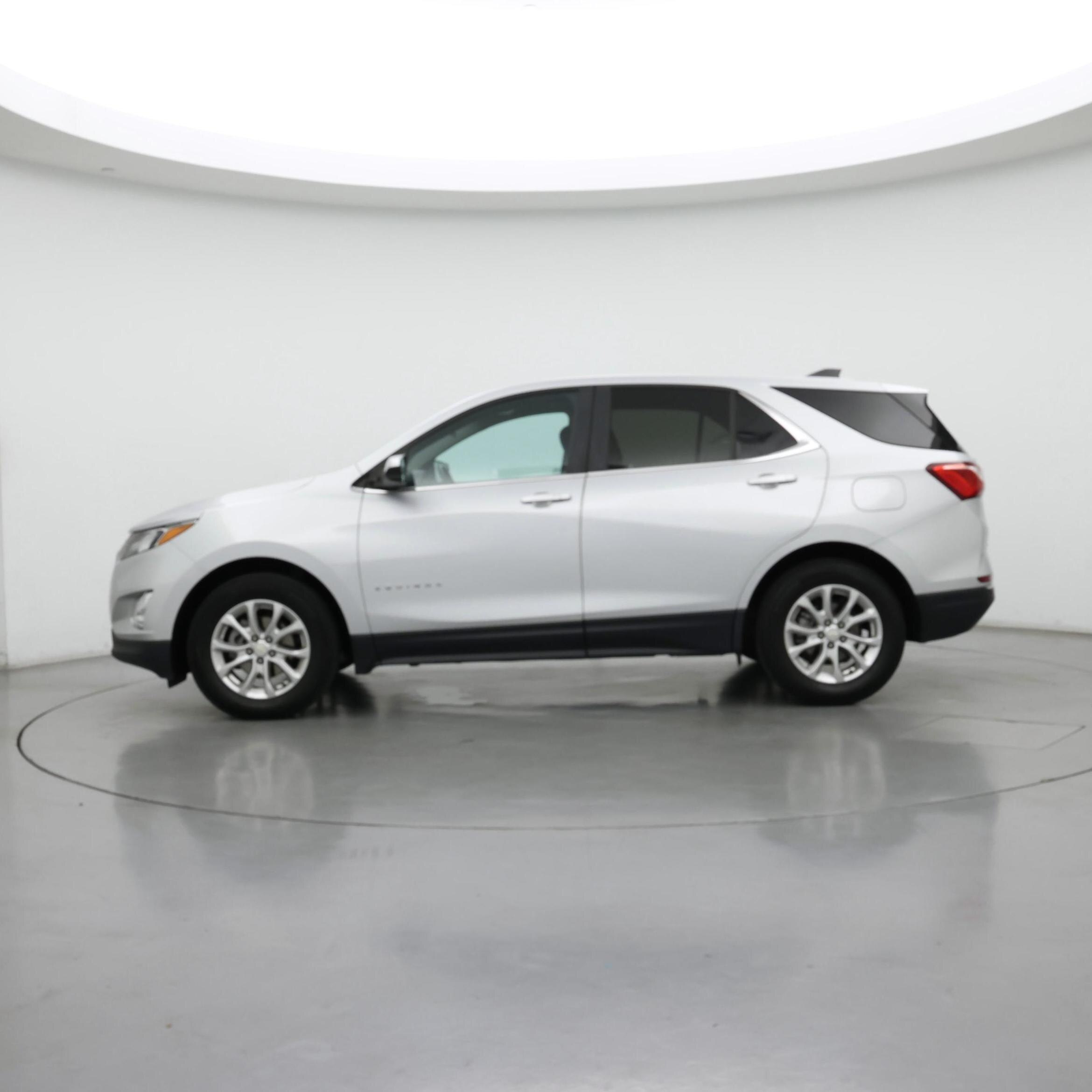 Thumbnail: 2021 Chevrolet Equinox - 3