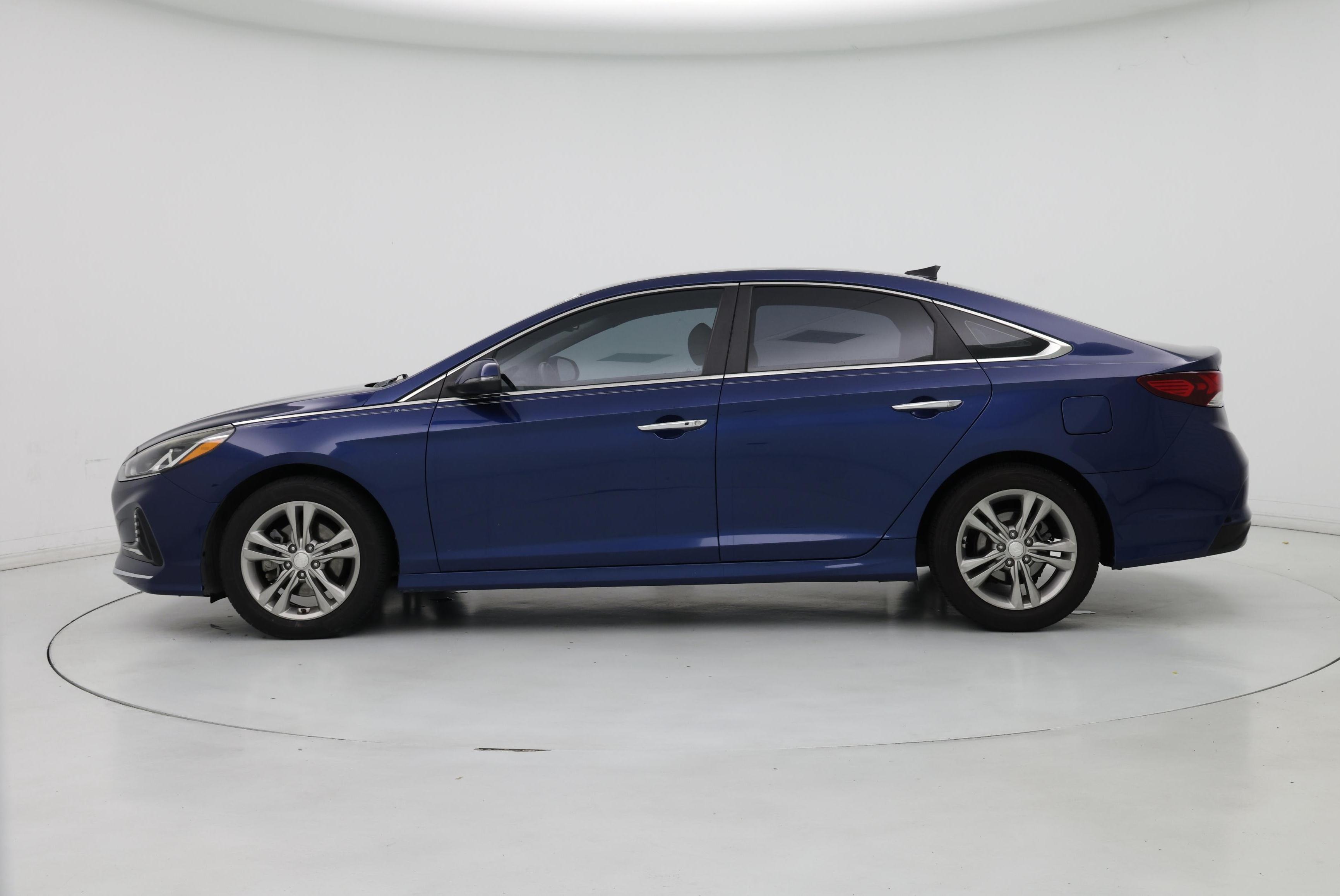 Thumbnail: 2018 Hyundai Sonata - 3