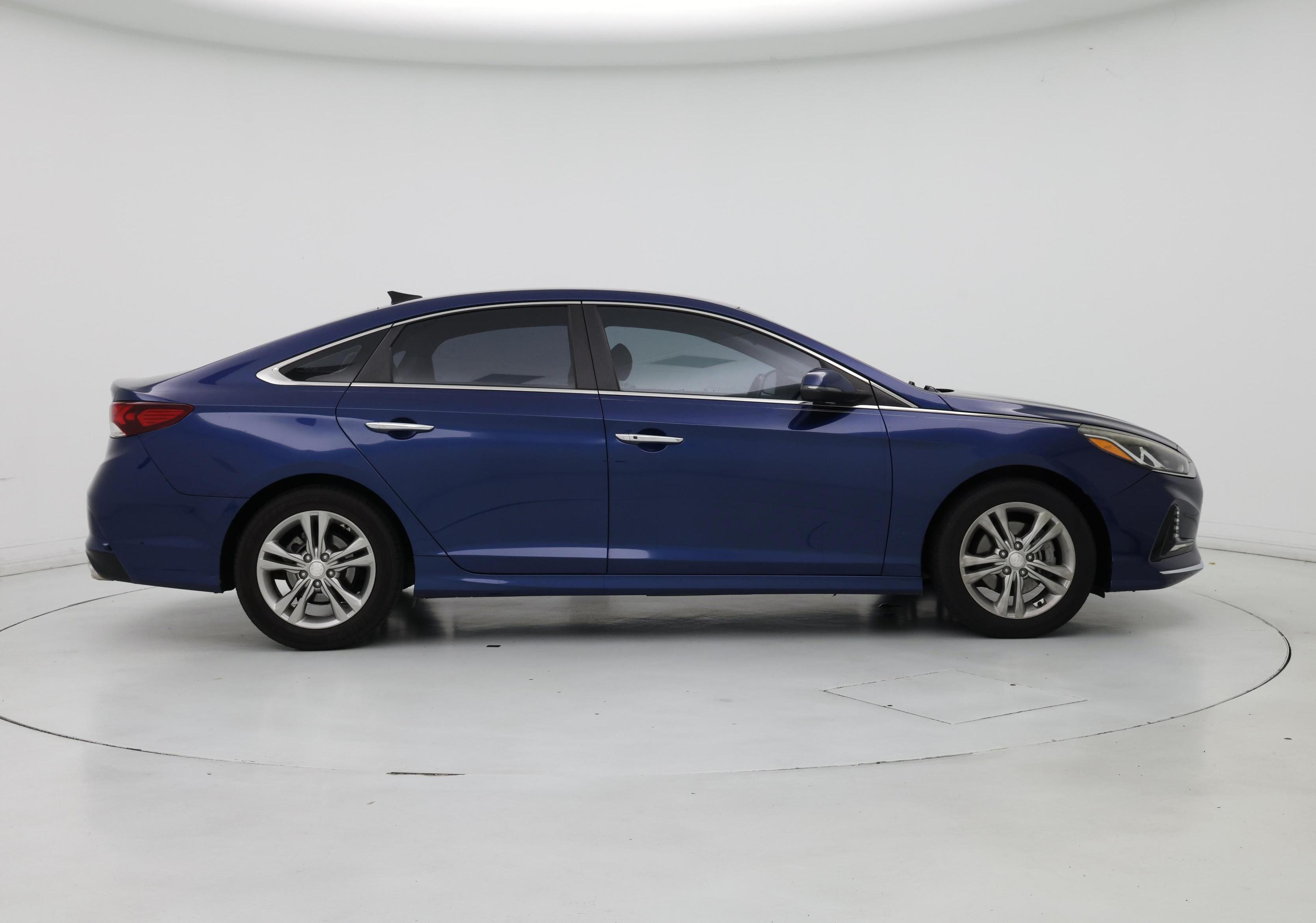 Thumbnail: 2018 Hyundai Sonata - 7