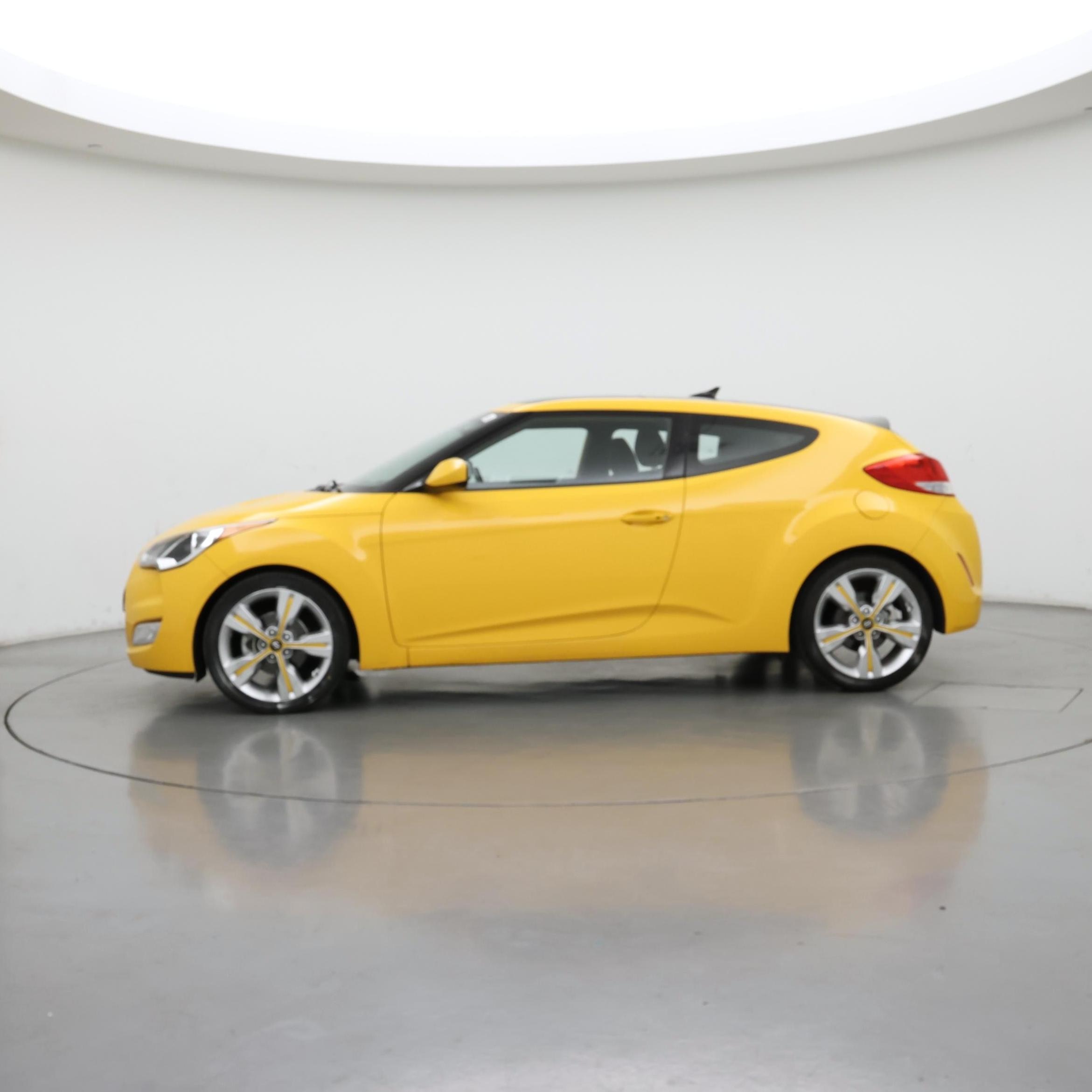 Thumbnail: 2017 Hyundai Veloster - 3