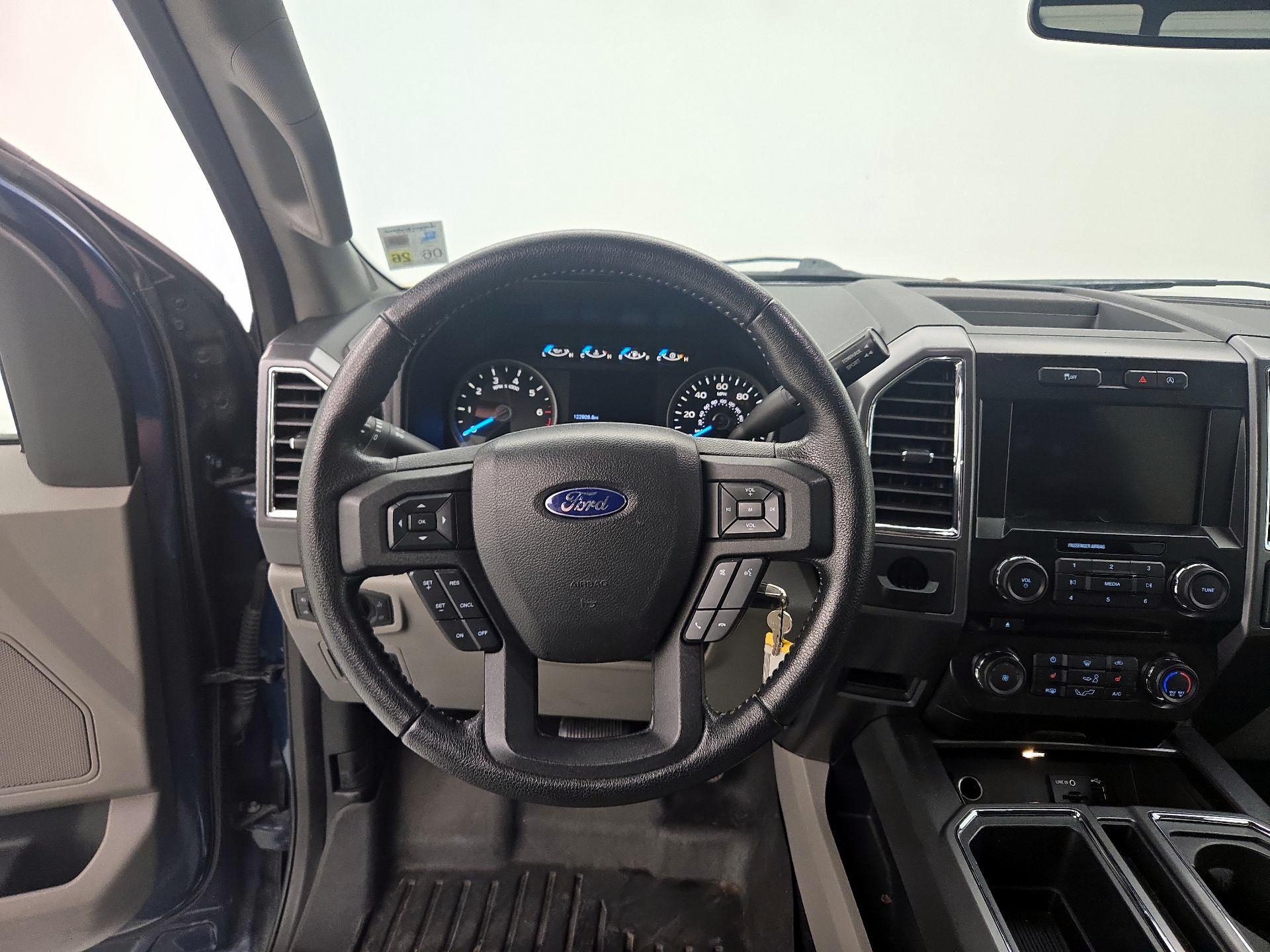 Thumbnail: 2015 Ford F-150 - 10